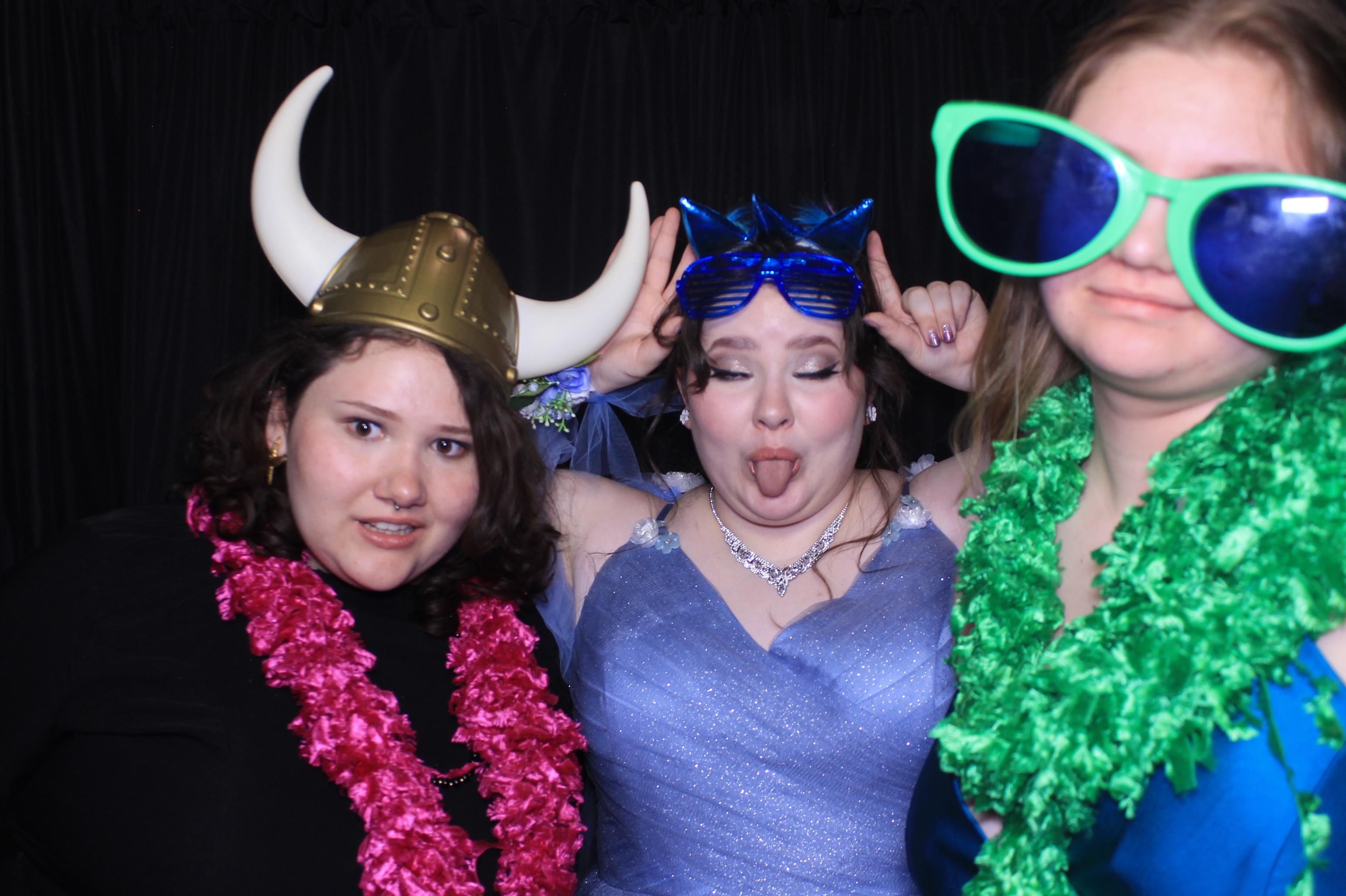 Carroll HS Prom | View more photos from the event at gallery.photoboothcincy.com/u/PhotoBoothCincy/Carroll-HS-Prom-1