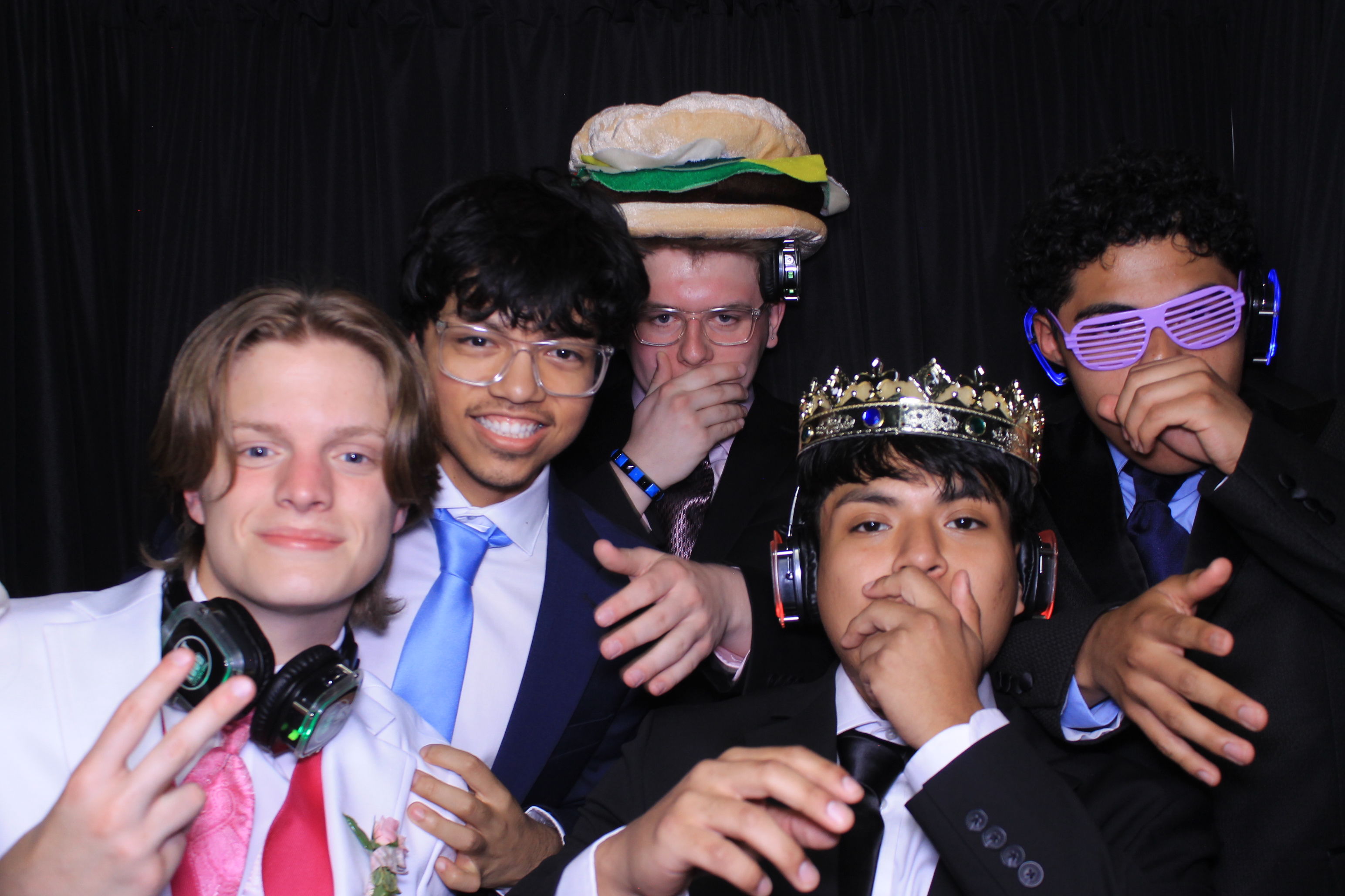 Carroll HS Prom | View more photos from the event at gallery.photoboothcincy.com/u/PhotoBoothCincy/Carroll-HS-Prom-1