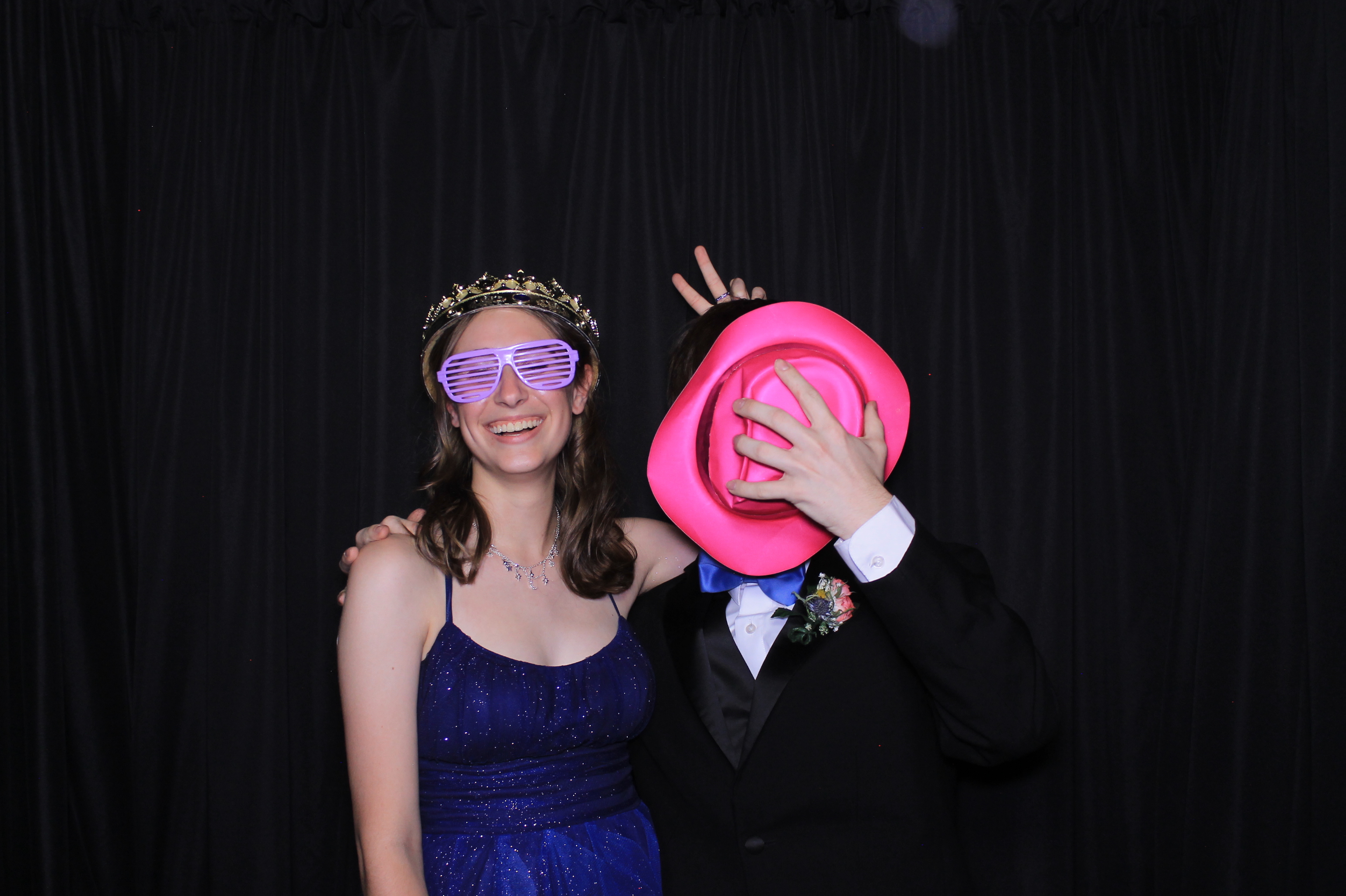 Carroll HS Prom | View more photos from the event at gallery.photoboothcincy.com/u/PhotoBoothCincy/Carroll-HS-Prom-1