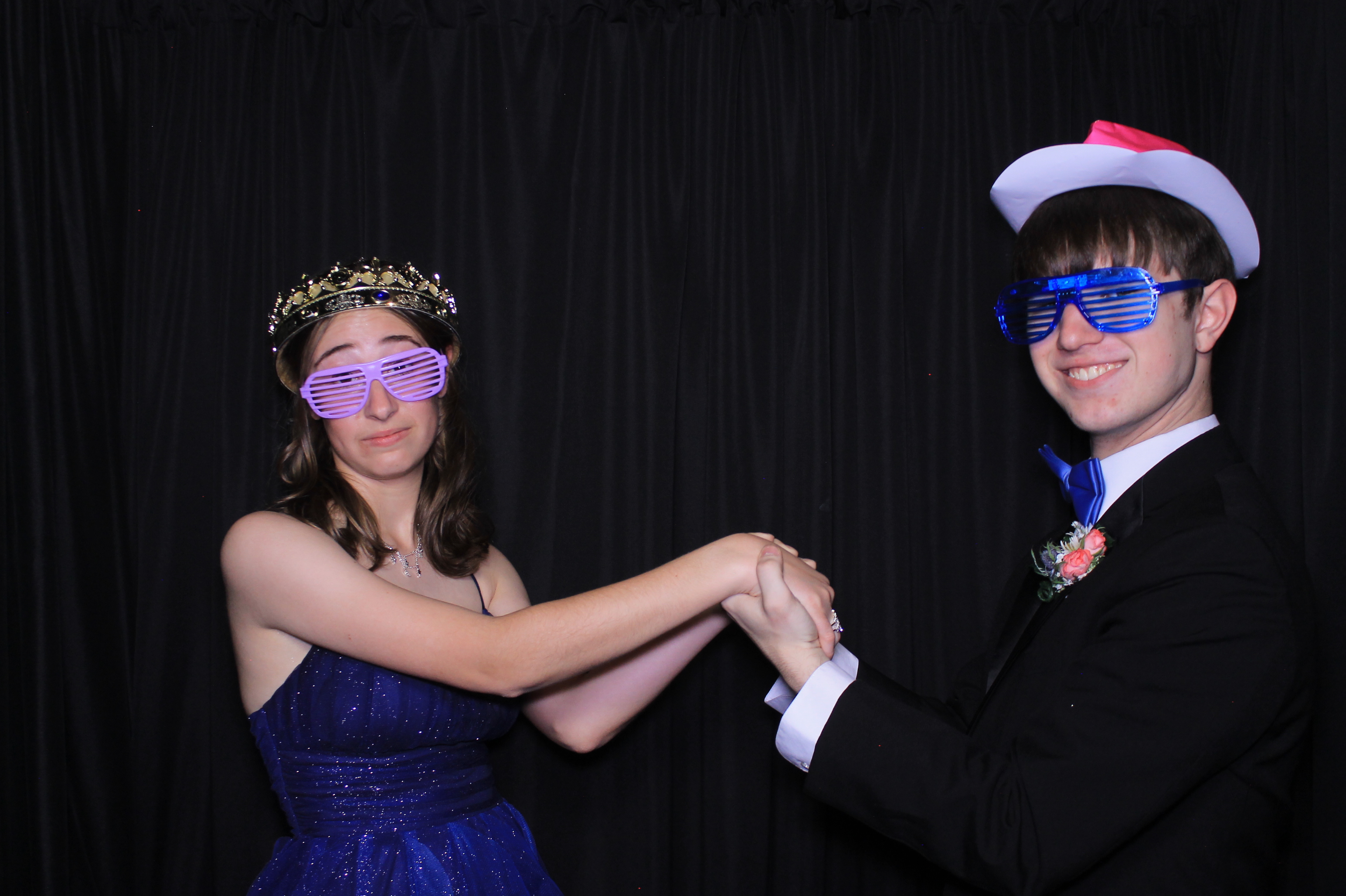 Carroll HS Prom | View more photos from the event at gallery.photoboothcincy.com/u/PhotoBoothCincy/Carroll-HS-Prom-1