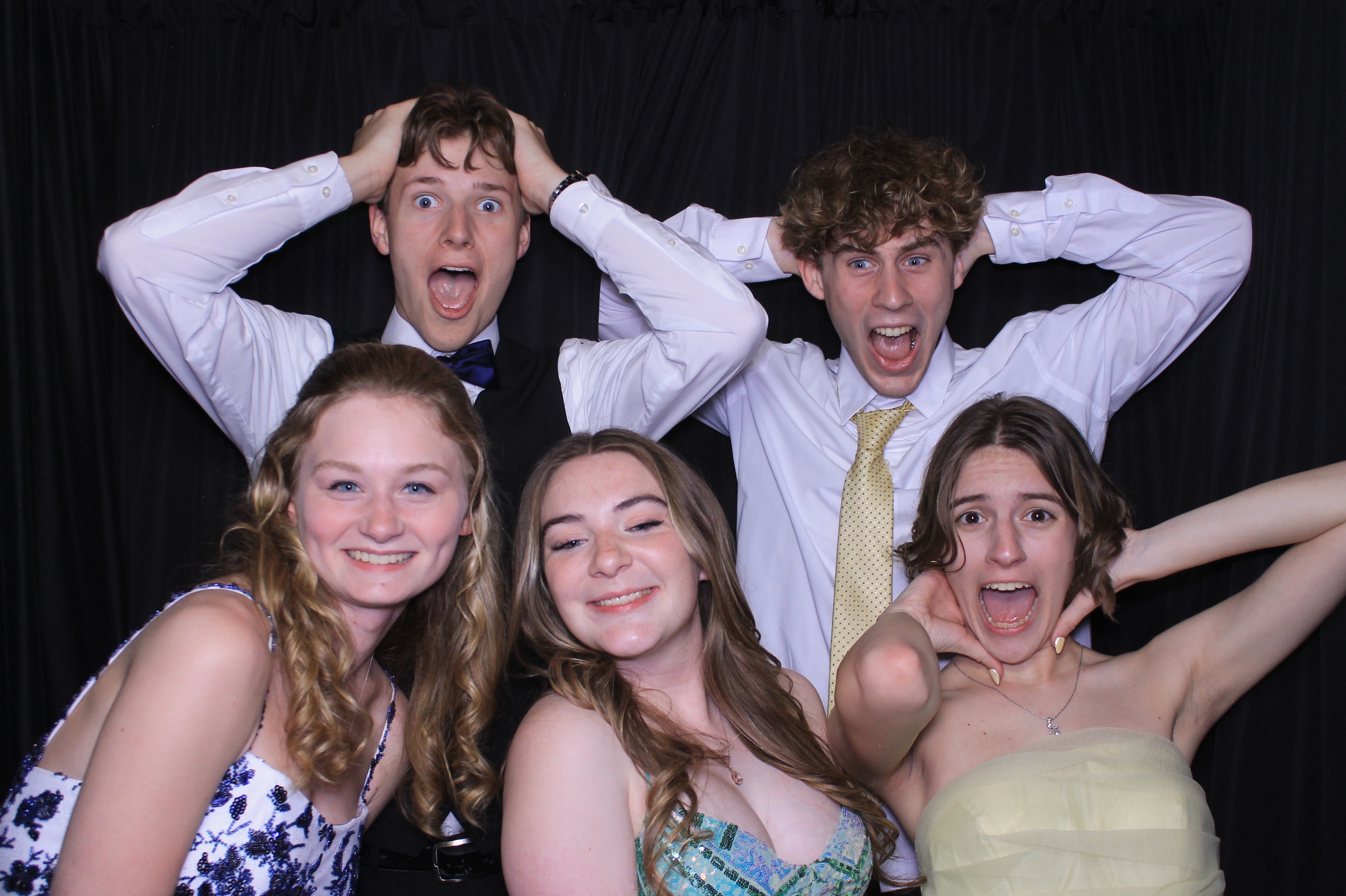 Carroll HS Prom | View more photos from the event at gallery.photoboothcincy.com/u/PhotoBoothCincy/Carroll-HS-Prom-1