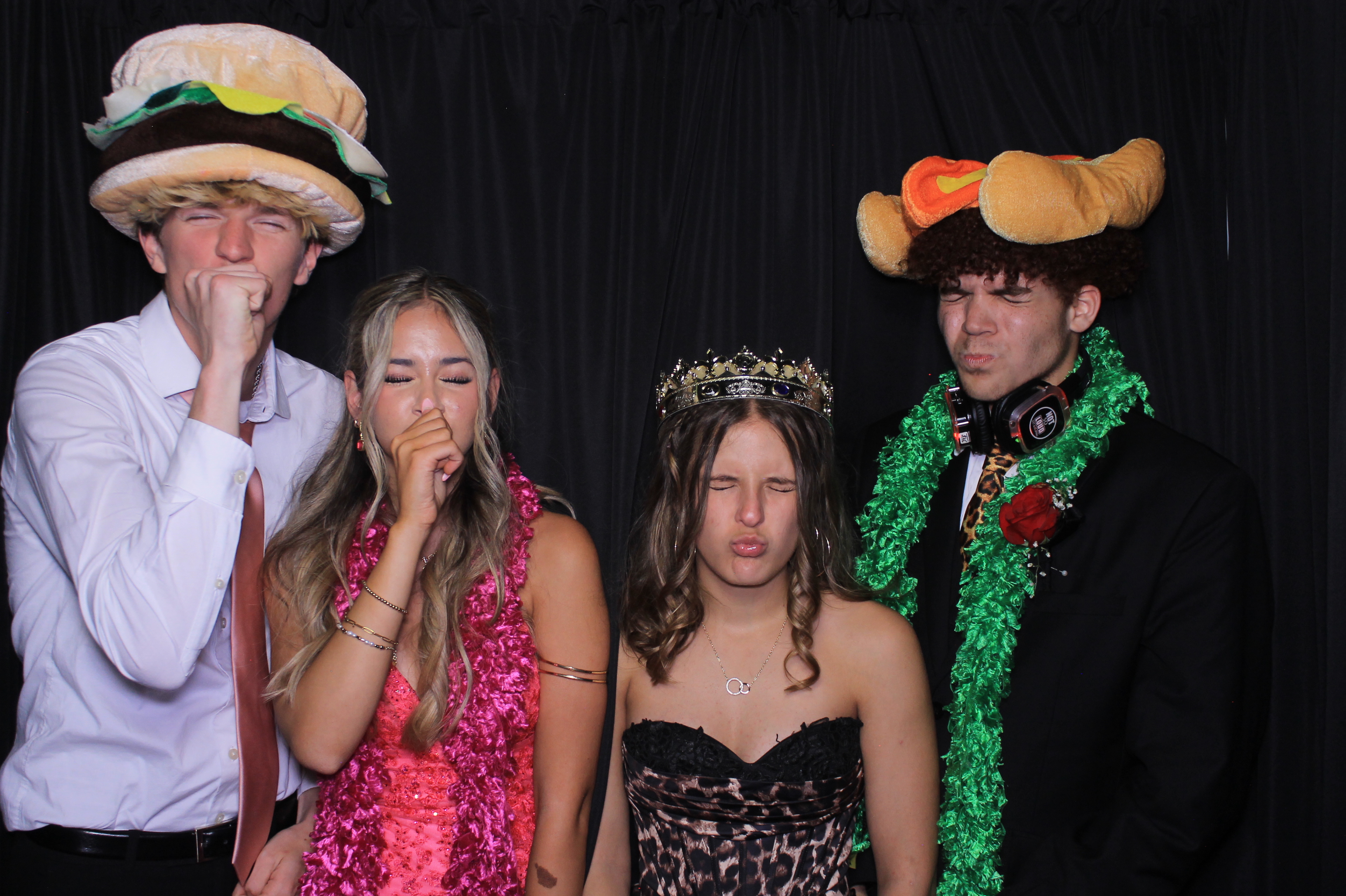 Carroll HS Prom | View more photos from the event at gallery.photoboothcincy.com/u/PhotoBoothCincy/Carroll-HS-Prom-1