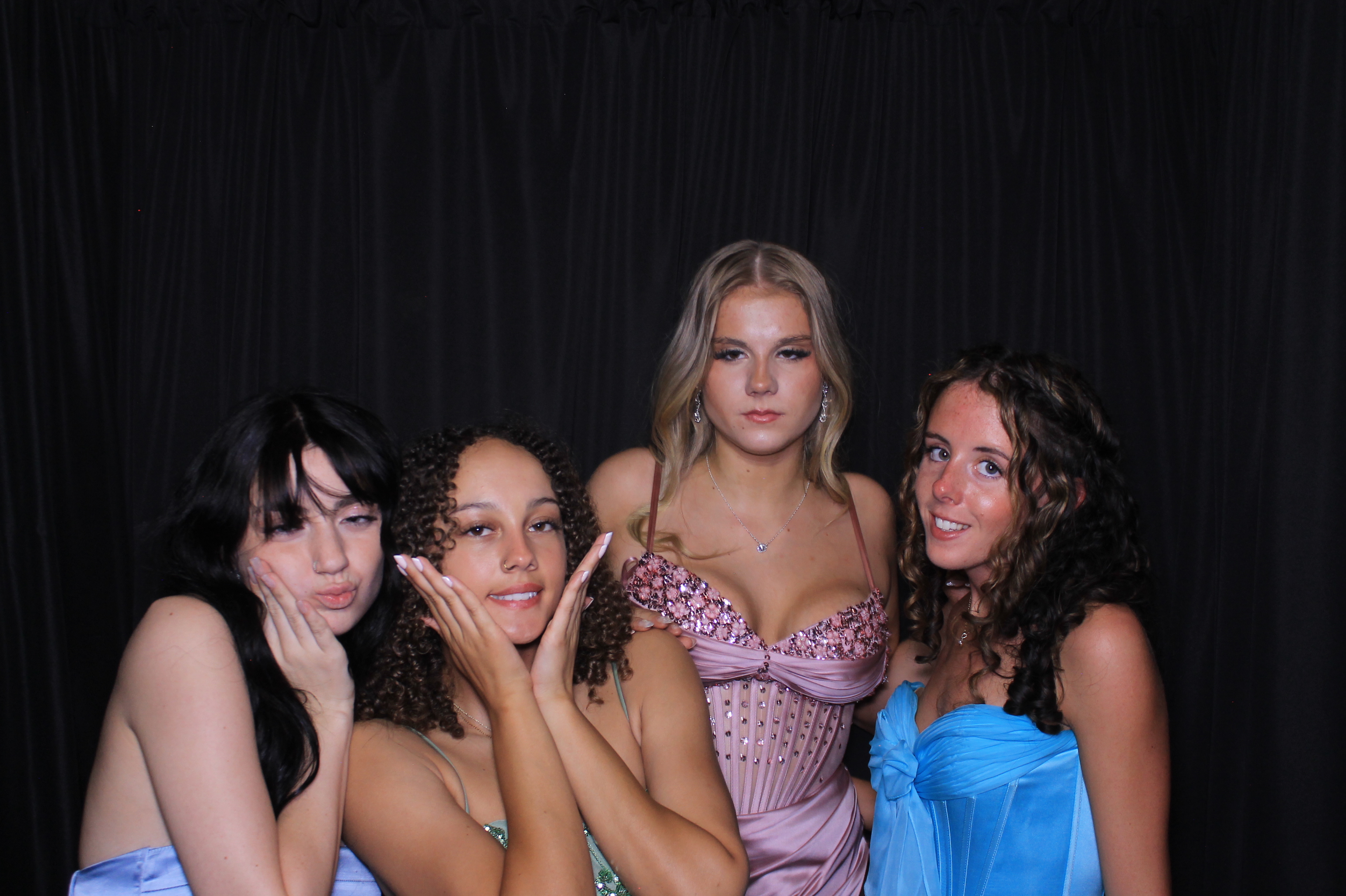 Carroll HS Prom | View more photos from the event at gallery.photoboothcincy.com/u/PhotoBoothCincy/Carroll-HS-Prom-1