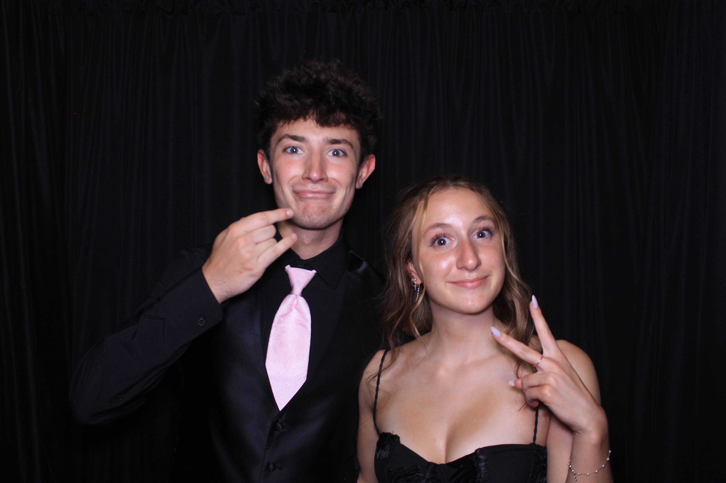 Carroll HS Prom | View more photos from the event at gallery.photoboothcincy.com/u/PhotoBoothCincy/Carroll-HS-Prom-1