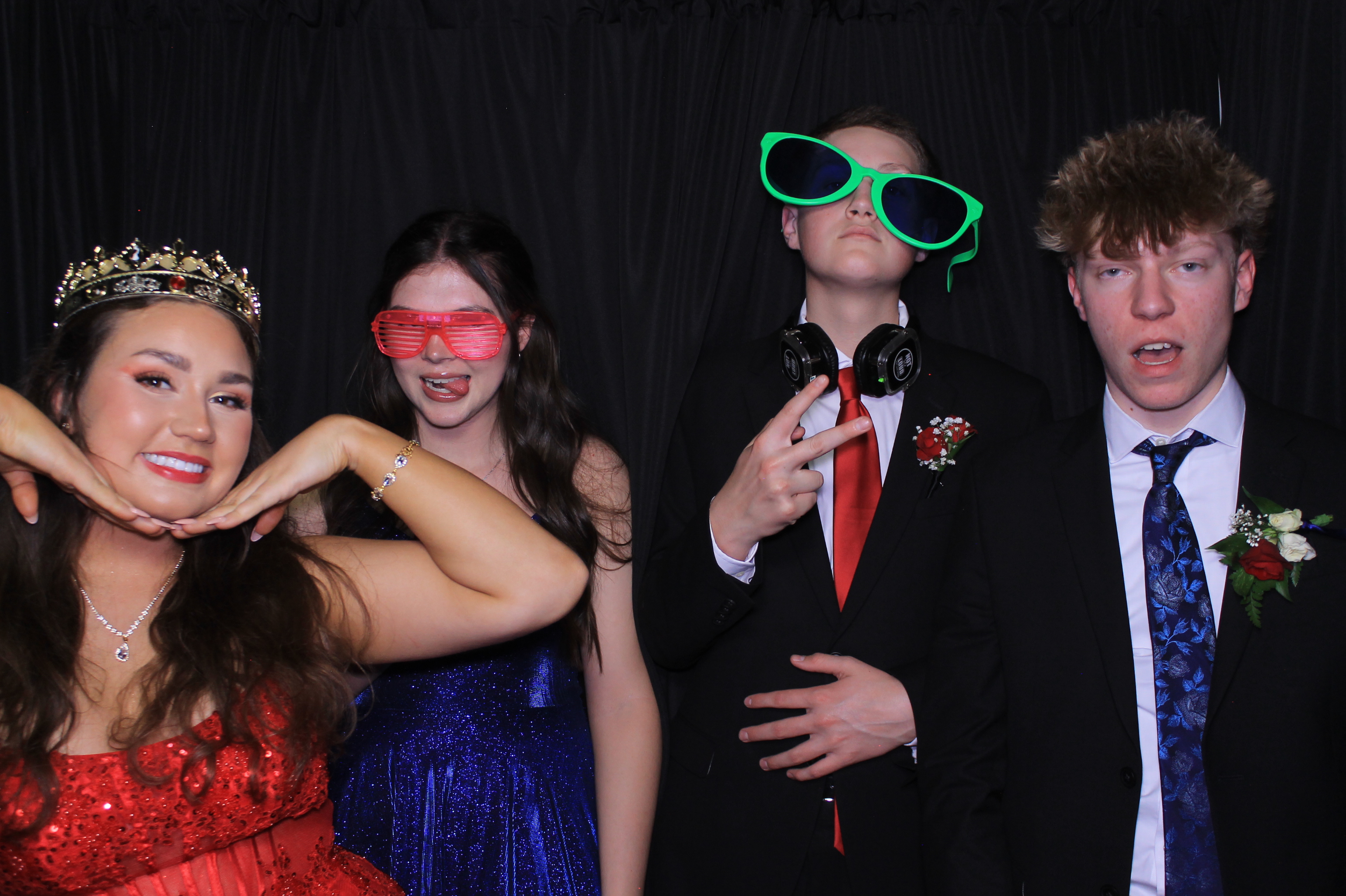 Carroll HS Prom | View more photos from the event at gallery.photoboothcincy.com/u/PhotoBoothCincy/Carroll-HS-Prom-1