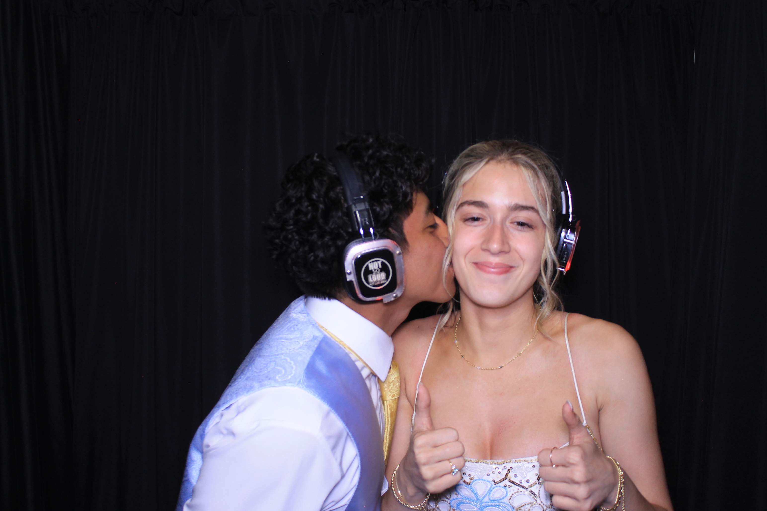 Carroll HS Prom | View more photos from the event at gallery.photoboothcincy.com/u/PhotoBoothCincy/Carroll-HS-Prom-1