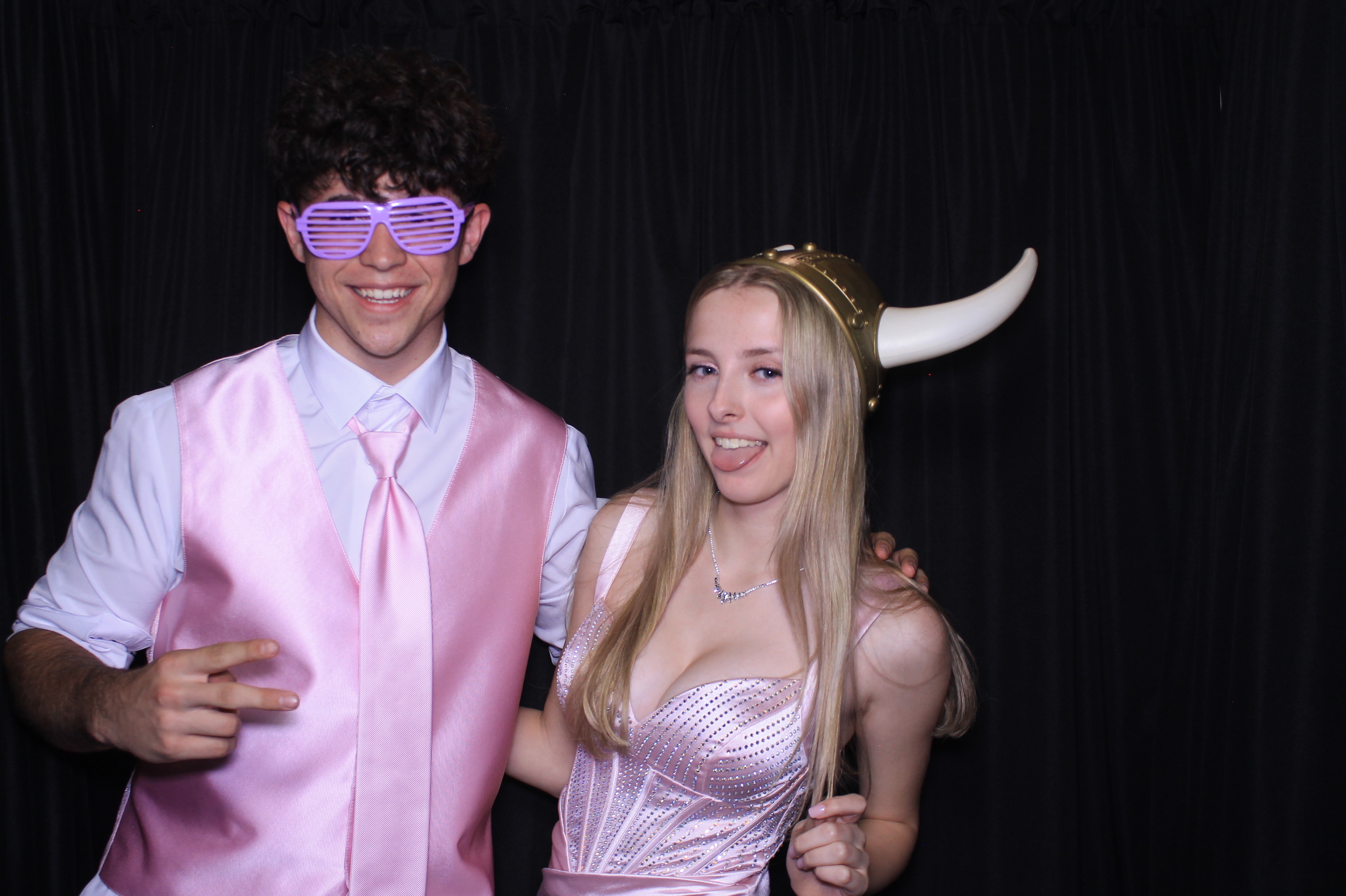Carroll HS Prom | View more photos from the event at gallery.photoboothcincy.com/u/PhotoBoothCincy/Carroll-HS-Prom-1