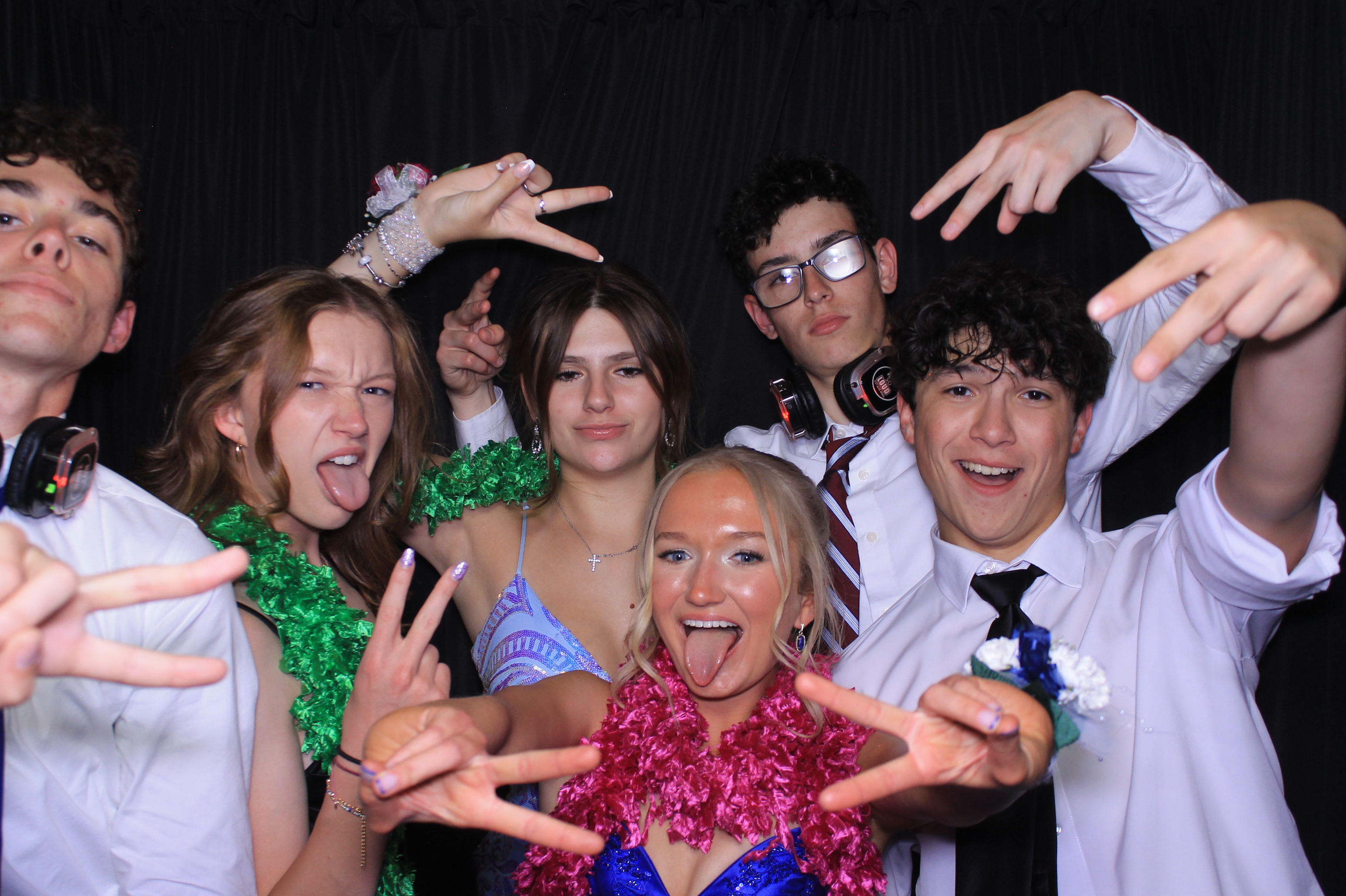 Carroll HS Prom | View more photos from the event at gallery.photoboothcincy.com/u/PhotoBoothCincy/Carroll-HS-Prom-1