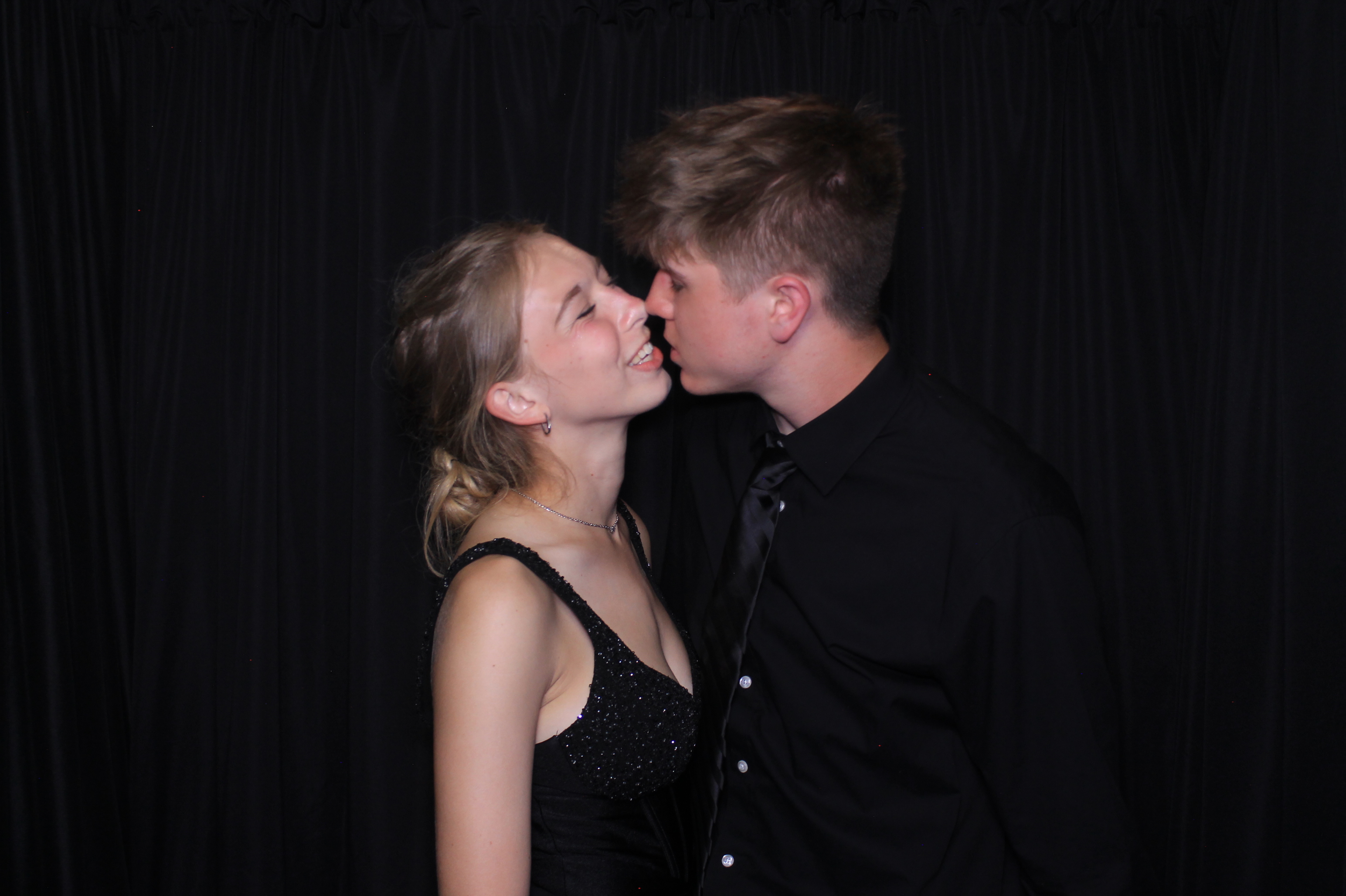 Carroll HS Prom | View more photos from the event at gallery.photoboothcincy.com/u/PhotoBoothCincy/Carroll-HS-Prom-1