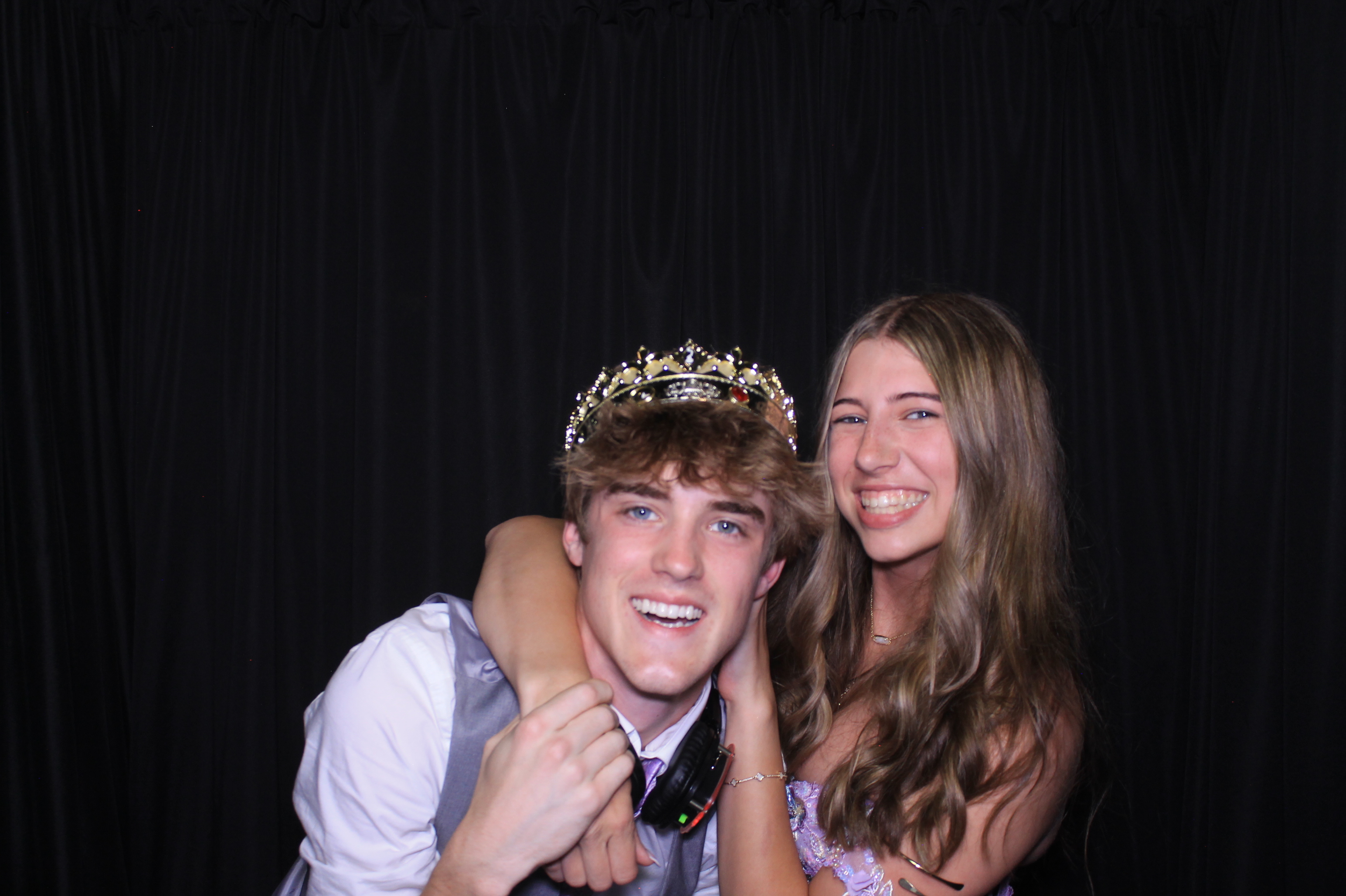 Carroll HS Prom | View more photos from the event at gallery.photoboothcincy.com/u/PhotoBoothCincy/Carroll-HS-Prom-1