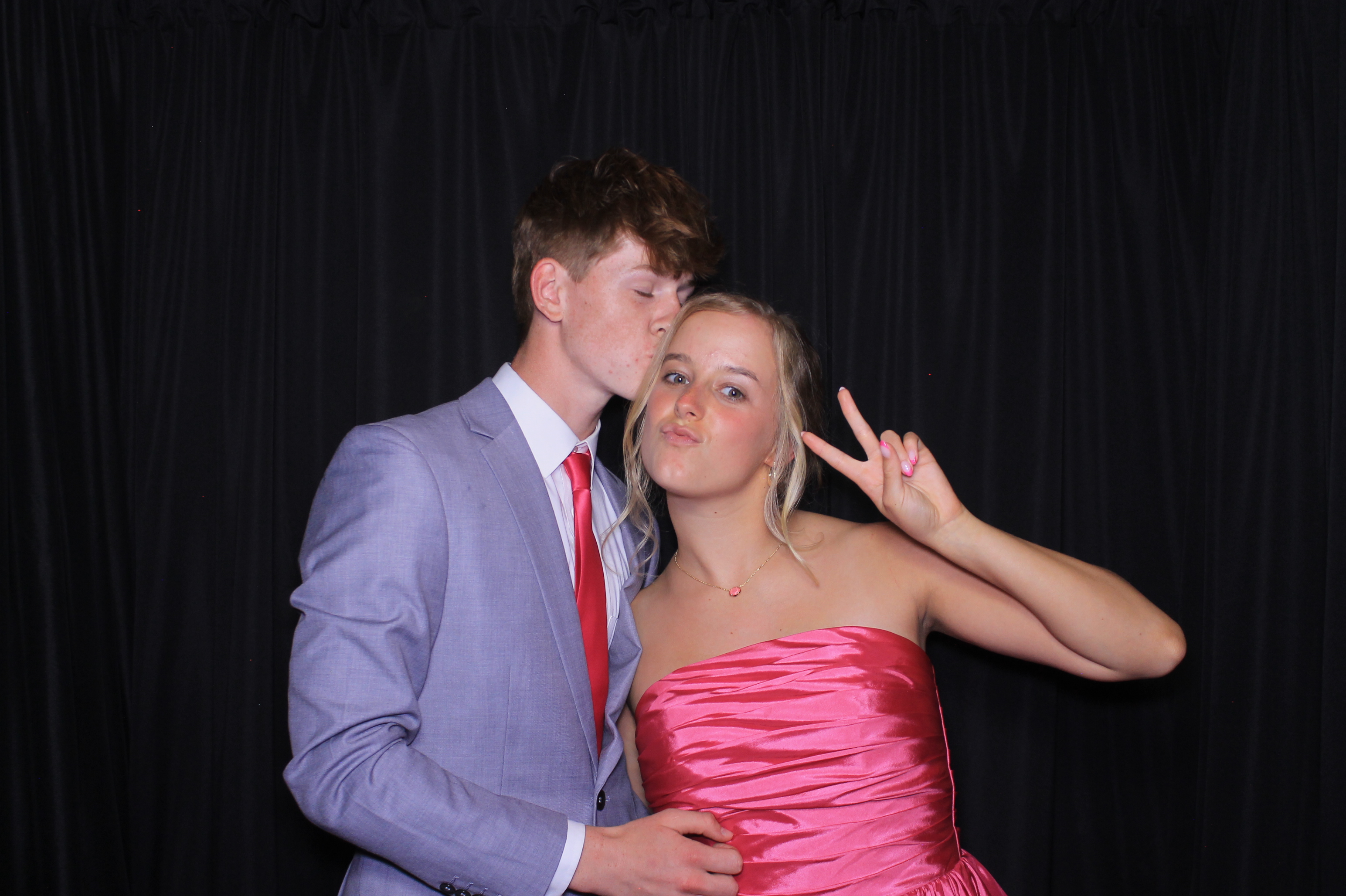 Carroll HS Prom | View more photos from the event at gallery.photoboothcincy.com/u/PhotoBoothCincy/Carroll-HS-Prom-1