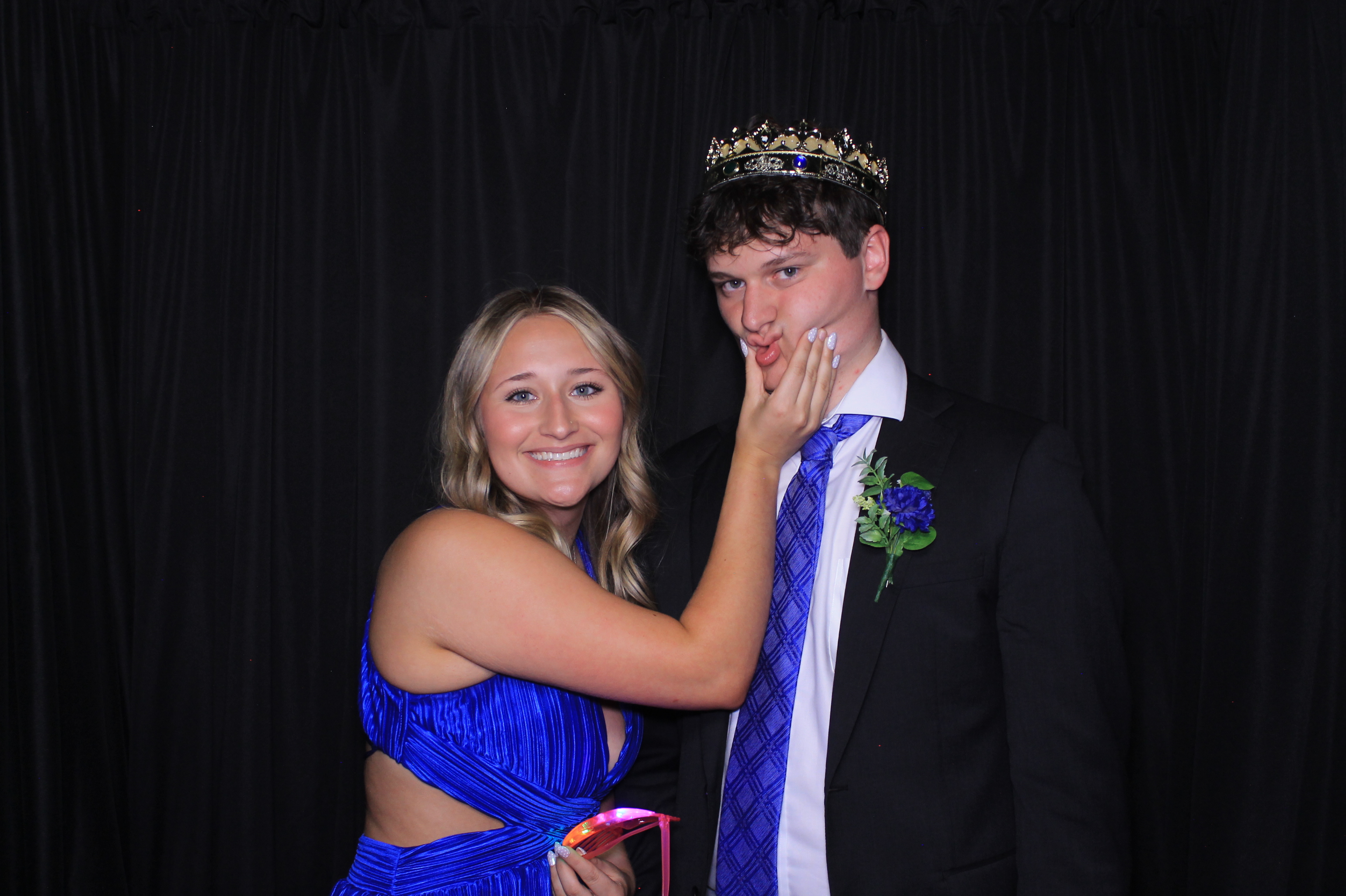 Carroll HS Prom | View more photos from the event at gallery.photoboothcincy.com/u/PhotoBoothCincy/Carroll-HS-Prom-1