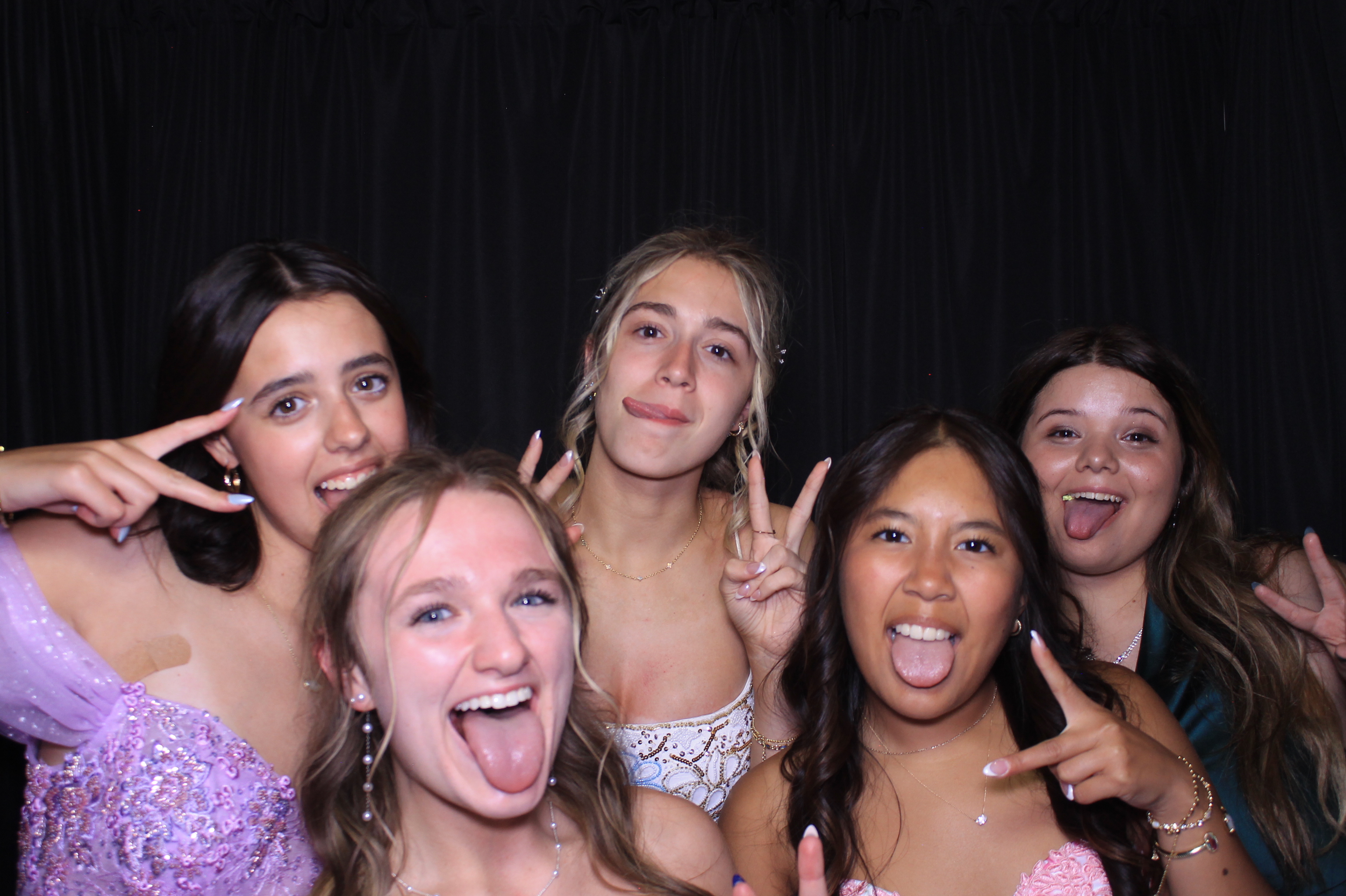Carroll HS Prom | View more photos from the event at gallery.photoboothcincy.com/u/PhotoBoothCincy/Carroll-HS-Prom-1