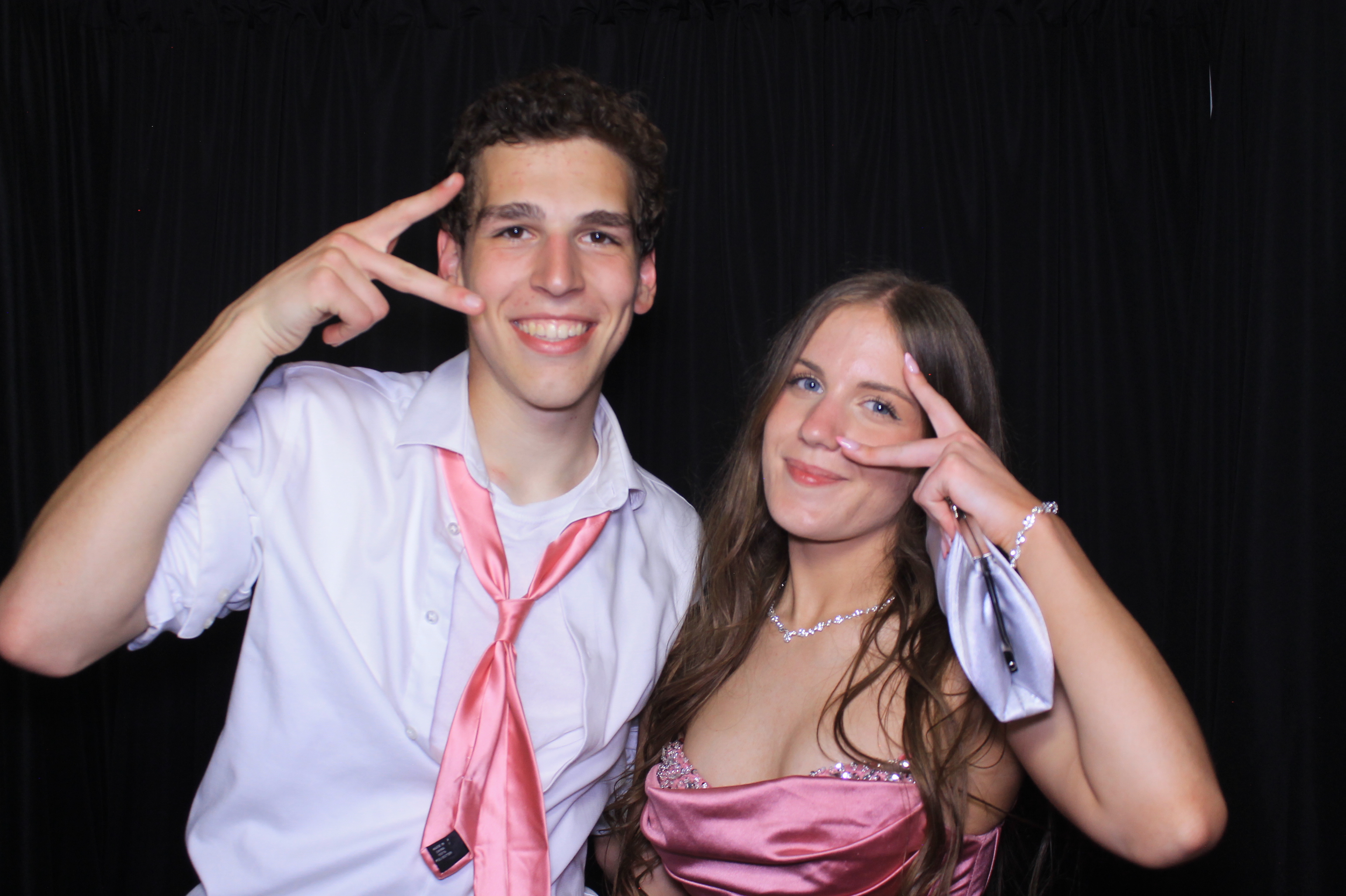 Carroll HS Prom | View more photos from the event at gallery.photoboothcincy.com/u/PhotoBoothCincy/Carroll-HS-Prom-1