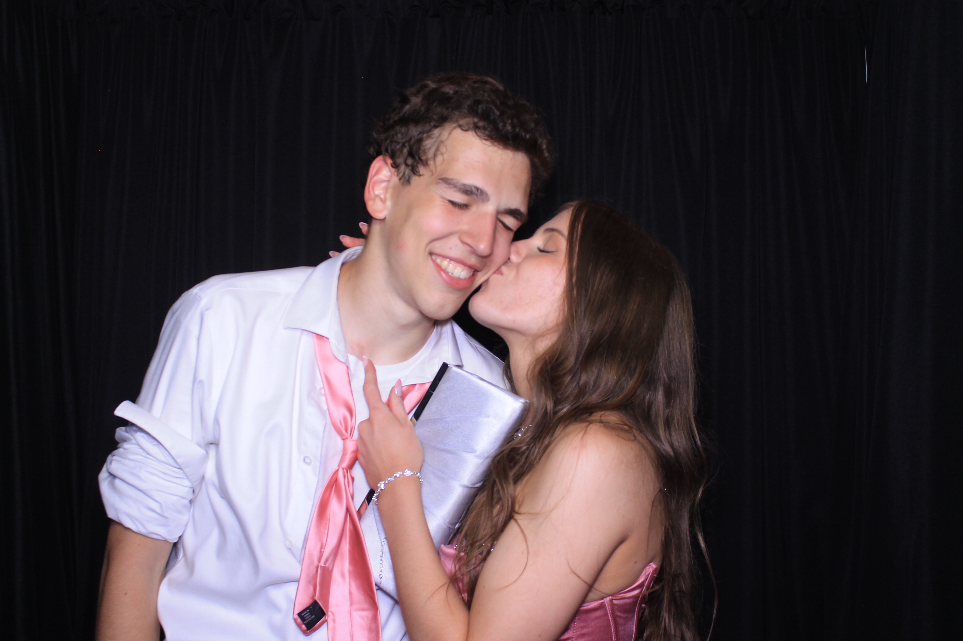 Carroll HS Prom | View more photos from the event at gallery.photoboothcincy.com/u/PhotoBoothCincy/Carroll-HS-Prom-1