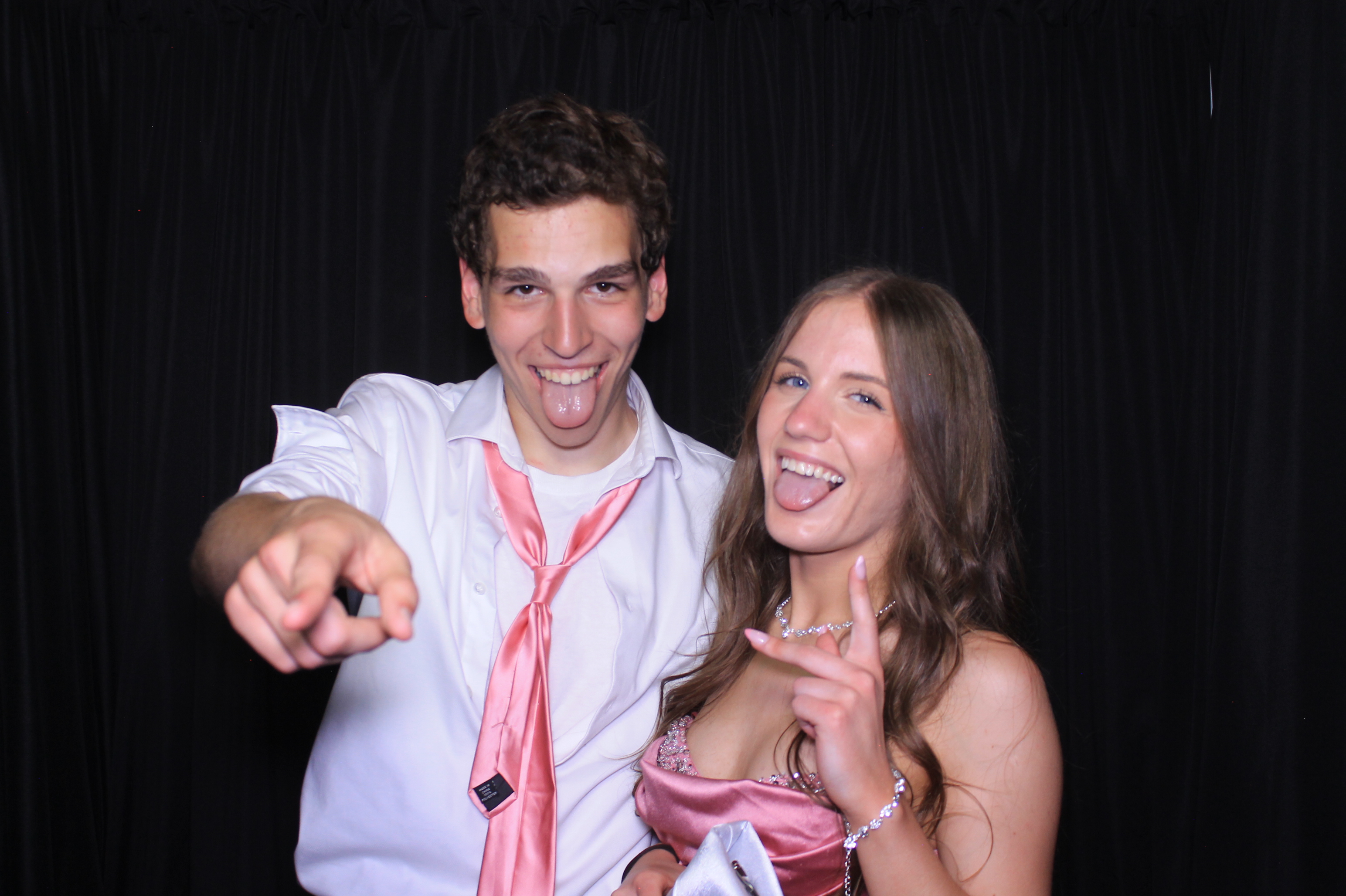 Carroll HS Prom | View more photos from the event at gallery.photoboothcincy.com/u/PhotoBoothCincy/Carroll-HS-Prom-1