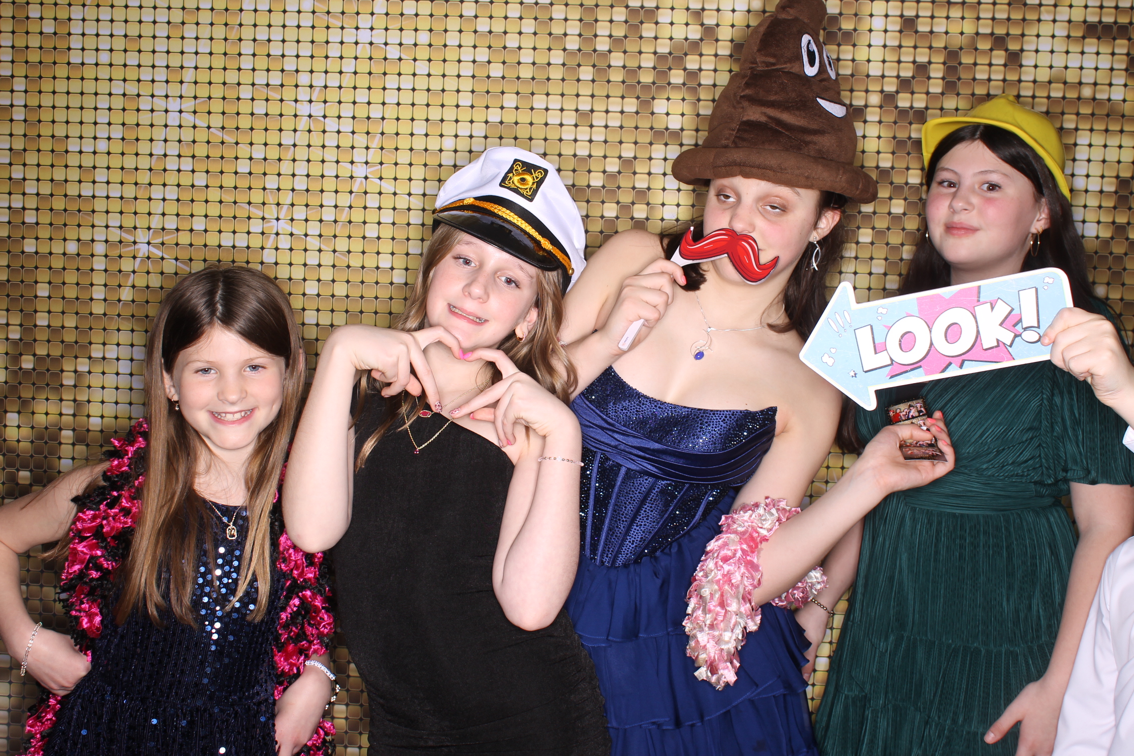 Celia' Bat Mitzvah | View more photos from the event at gallery.photoboothcincy.com/u/PhotoBoothCincy/Celia-Bat-Mitzvah
