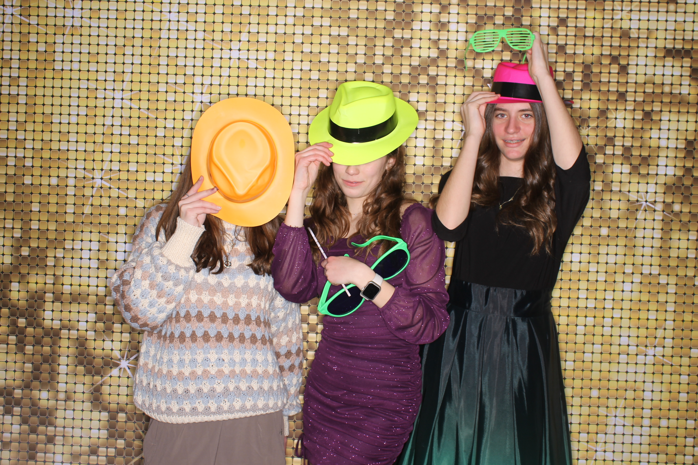 Celia' Bat Mitzvah | View more photos from the event at gallery.photoboothcincy.com/u/PhotoBoothCincy/Celia-Bat-Mitzvah