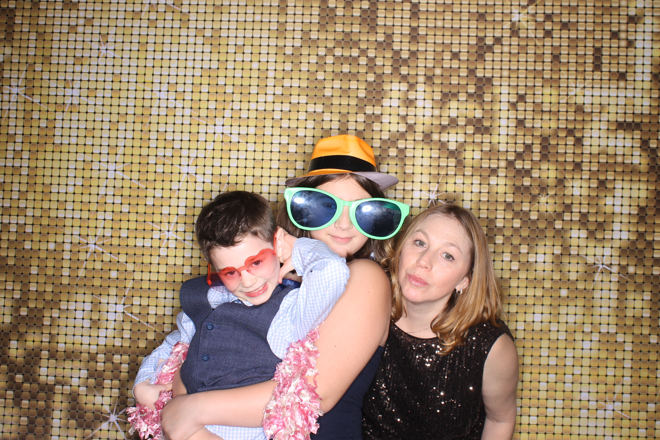 Celia' Bat Mitzvah | View more photos from the event at gallery.photoboothcincy.com/u/PhotoBoothCincy/Celia-Bat-Mitzvah