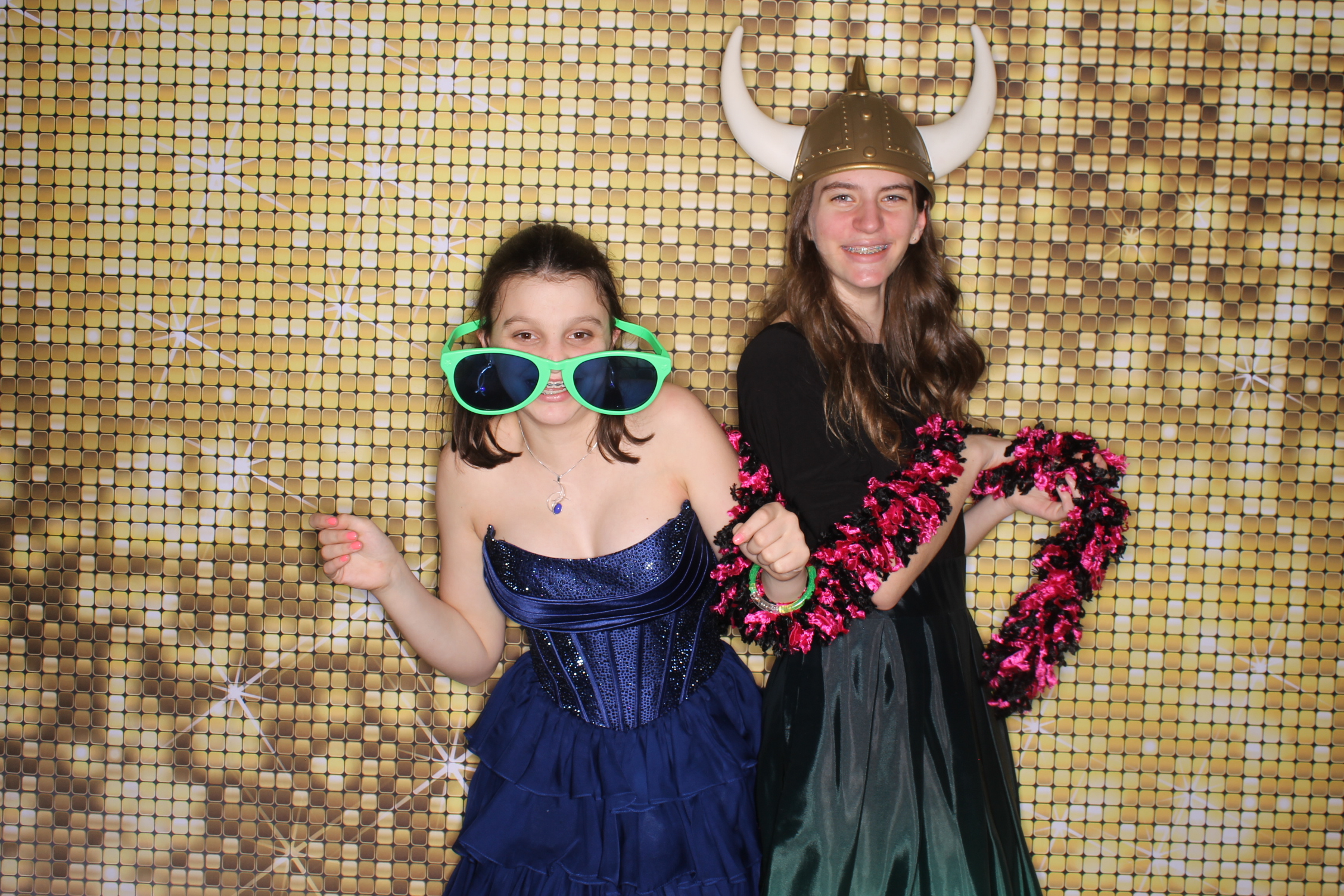 Celia' Bat Mitzvah | View more photos from the event at gallery.photoboothcincy.com/u/PhotoBoothCincy/Celia-Bat-Mitzvah