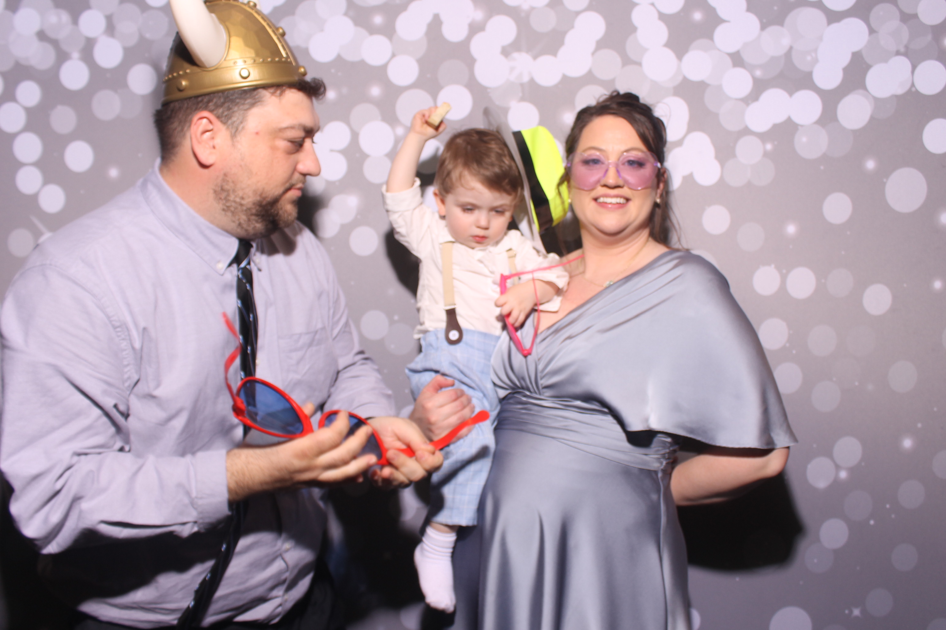 Chelsey & AJ Reception!! | View more photos from the event at gallery.photoboothcincy.com/u/PhotoBoothCincy/Chelsey-AJ-Reception