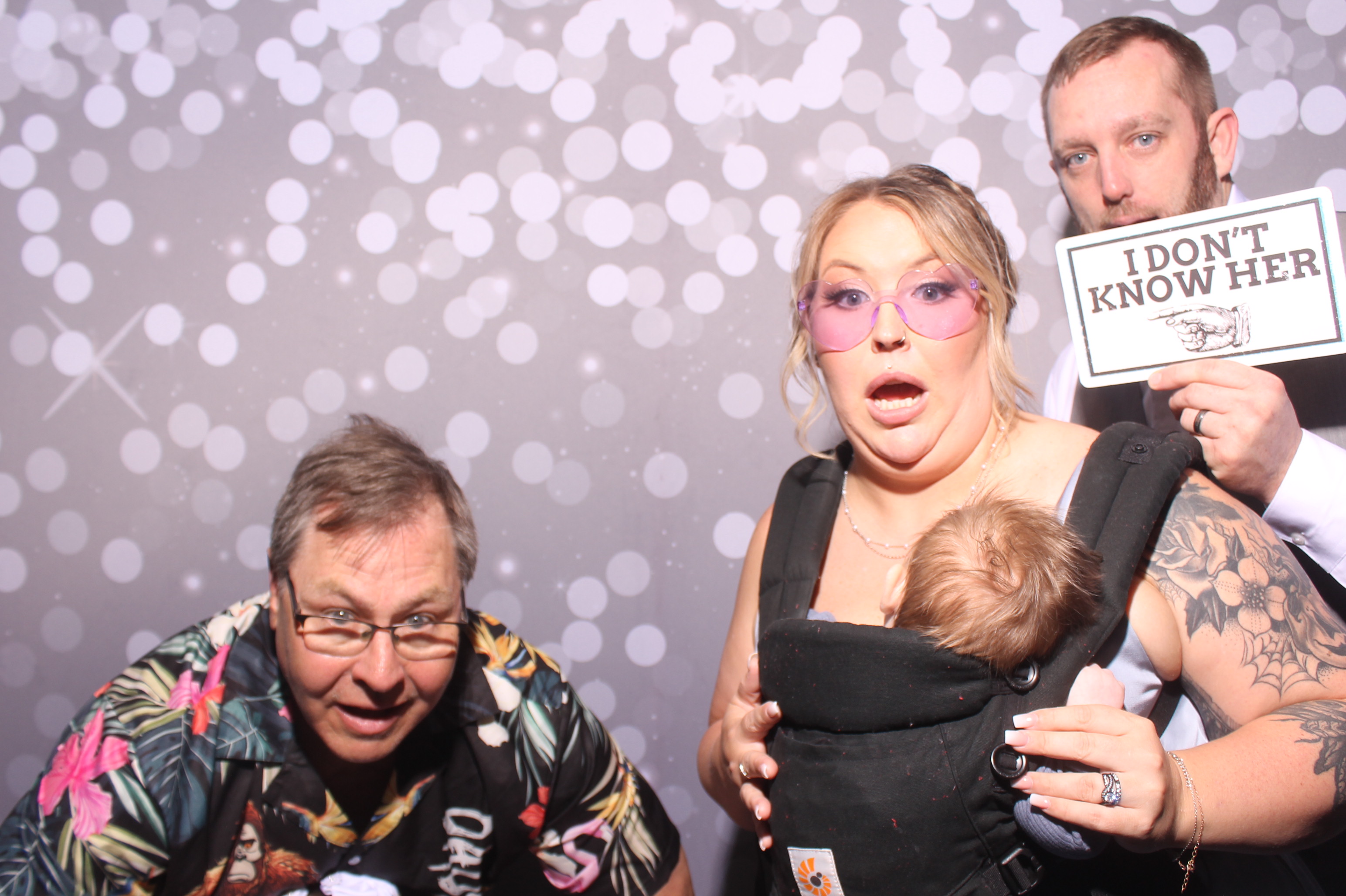 Chelsey & AJ Reception!! | View more photos from the event at gallery.photoboothcincy.com/u/PhotoBoothCincy/Chelsey-AJ-Reception