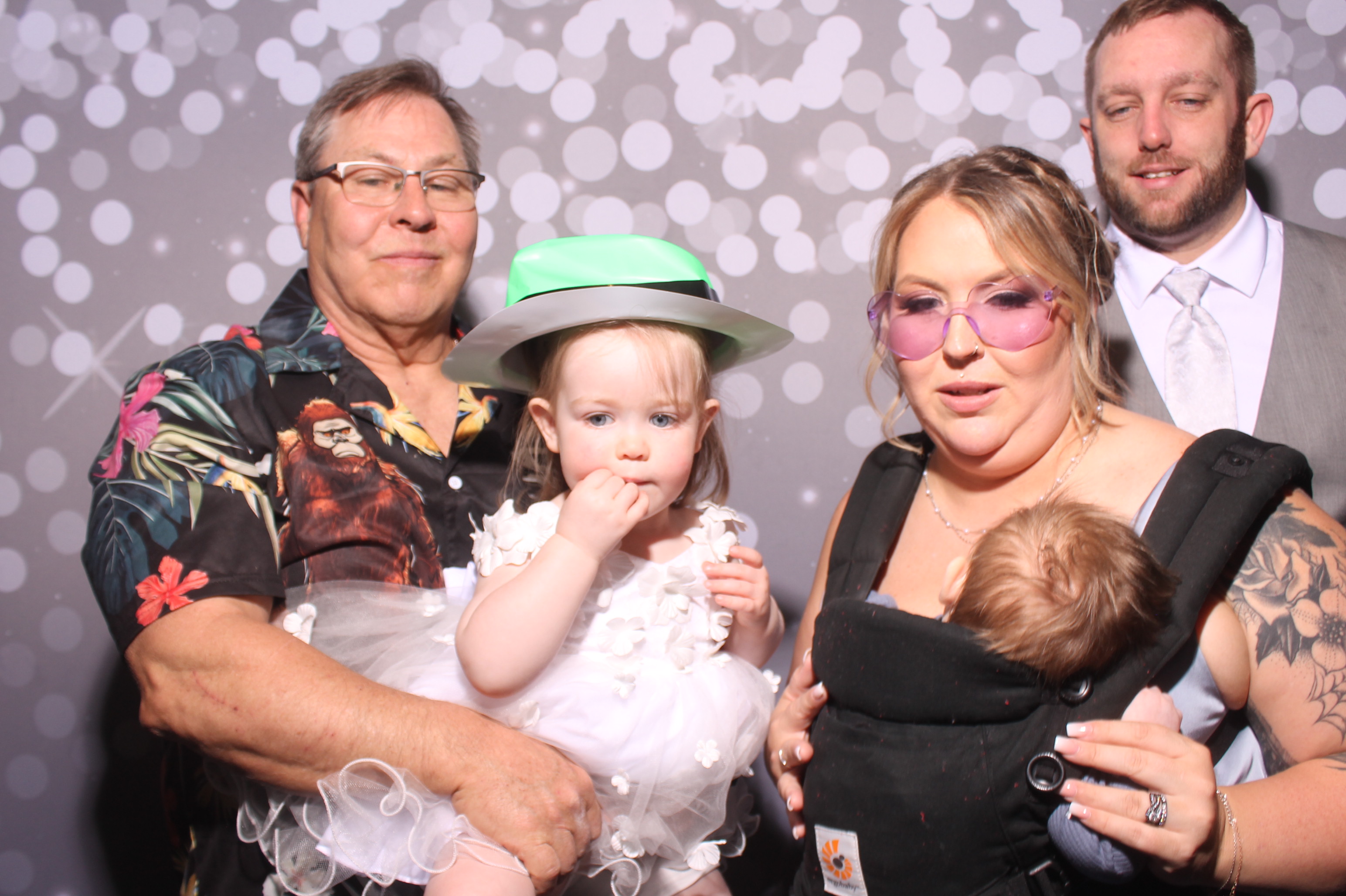 Chelsey & AJ Reception!! | View more photos from the event at gallery.photoboothcincy.com/u/PhotoBoothCincy/Chelsey-AJ-Reception