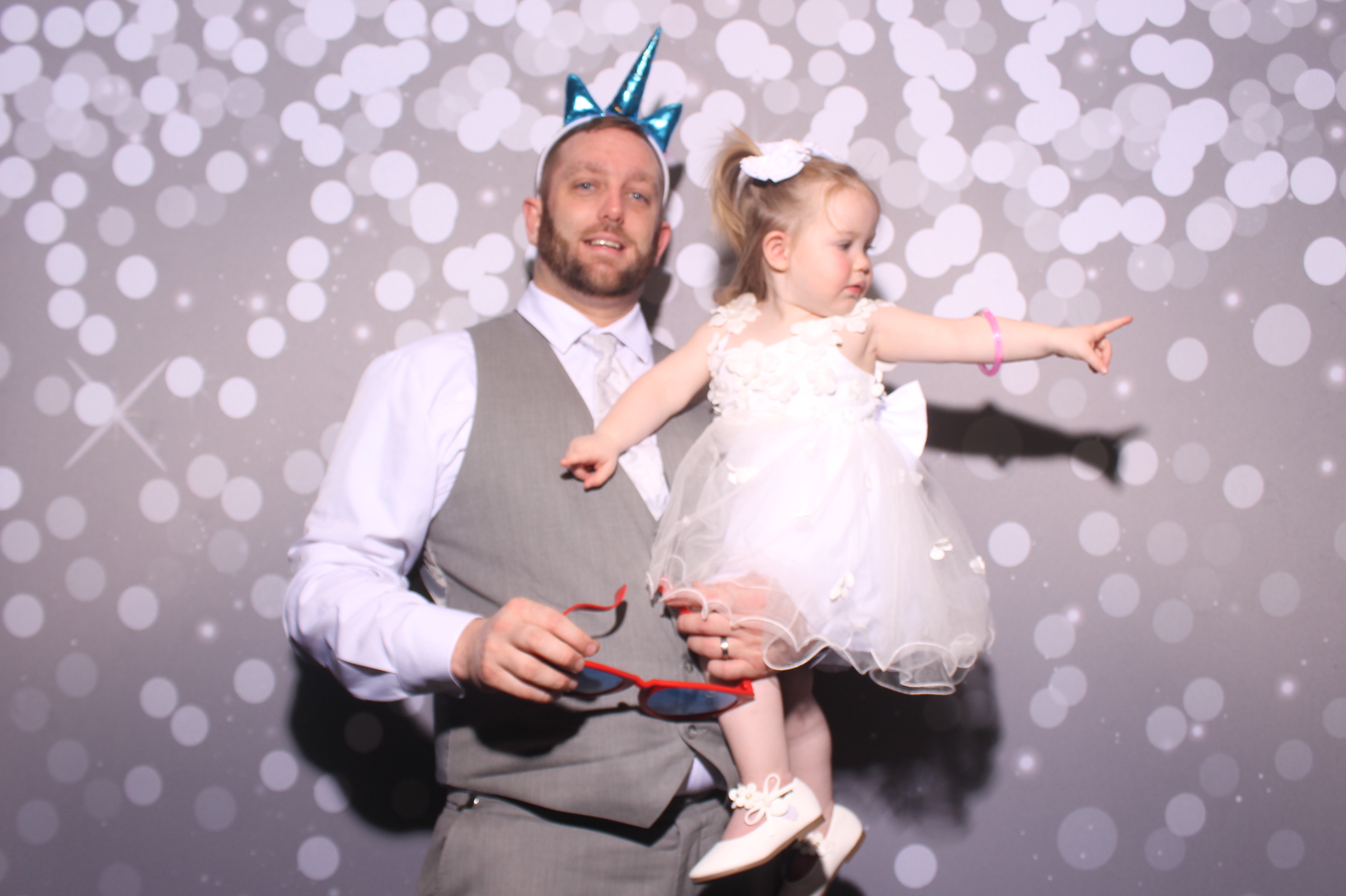 Chelsey & AJ Reception!! | View more photos from the event at gallery.photoboothcincy.com/u/PhotoBoothCincy/Chelsey-AJ-Reception