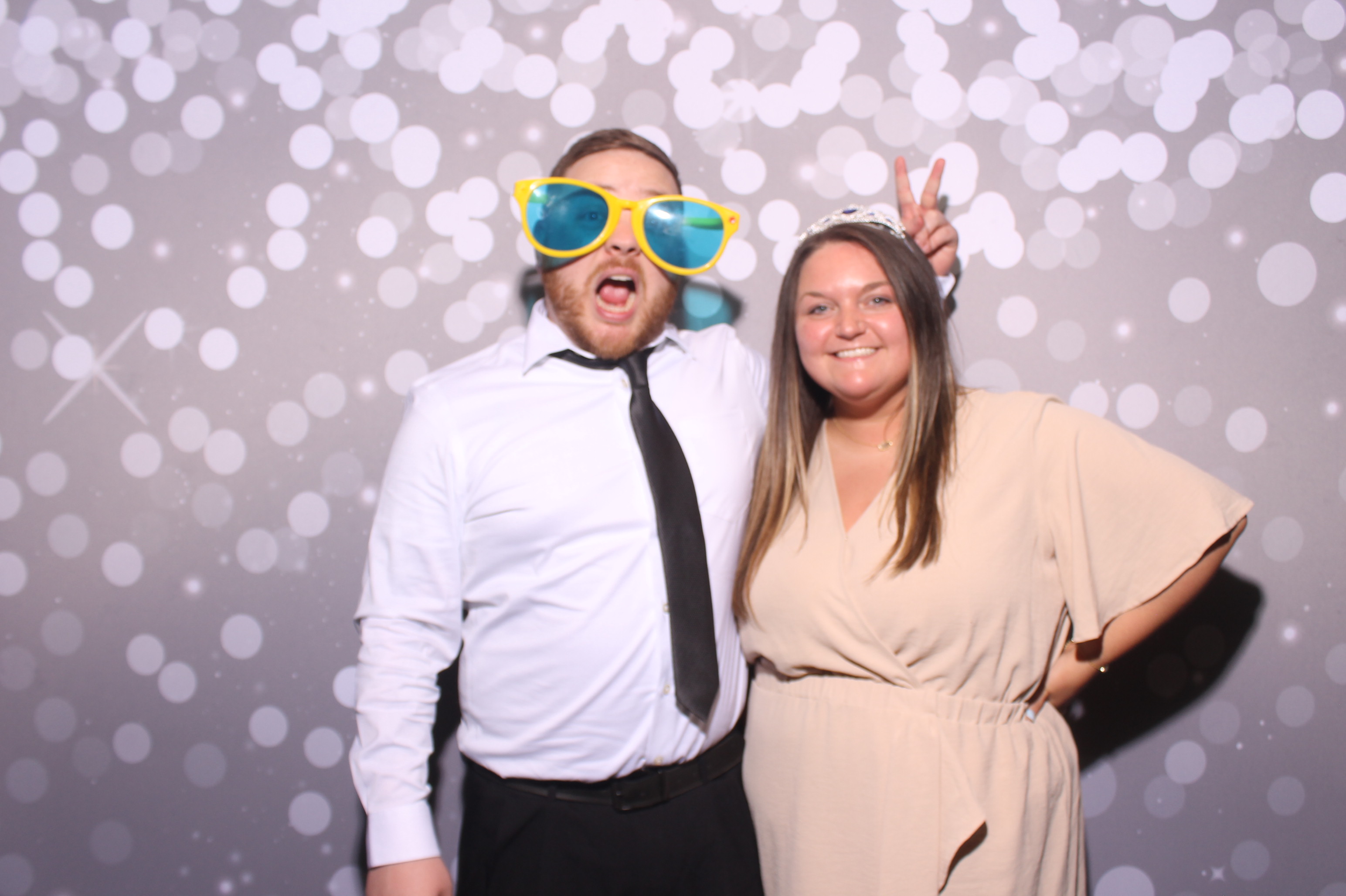 Chelsey & AJ Reception!! | View more photos from the event at gallery.photoboothcincy.com/u/PhotoBoothCincy/Chelsey-AJ-Reception