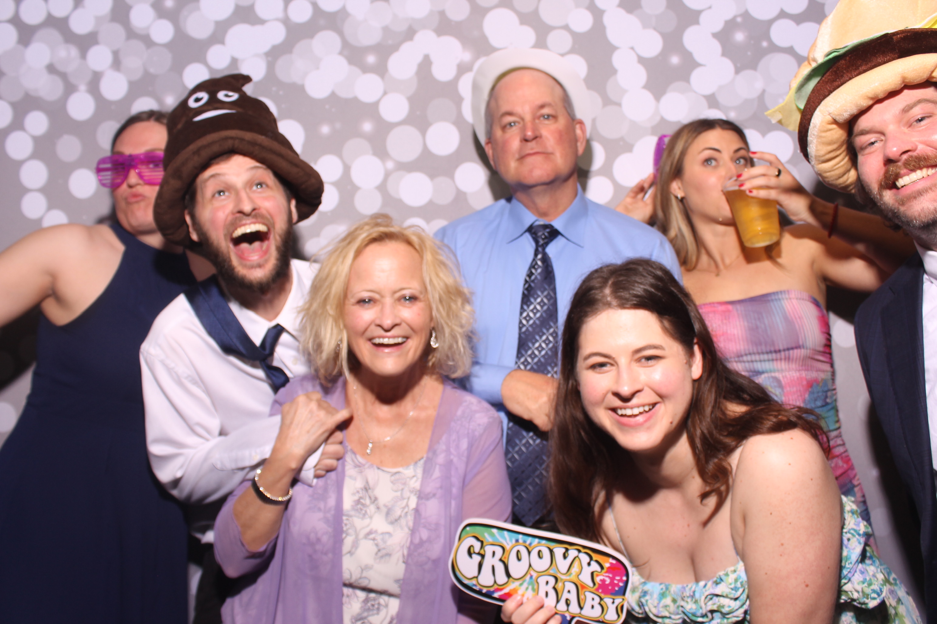 Chelsey & AJ Reception!! | View more photos from the event at gallery.photoboothcincy.com/u/PhotoBoothCincy/Chelsey-AJ-Reception