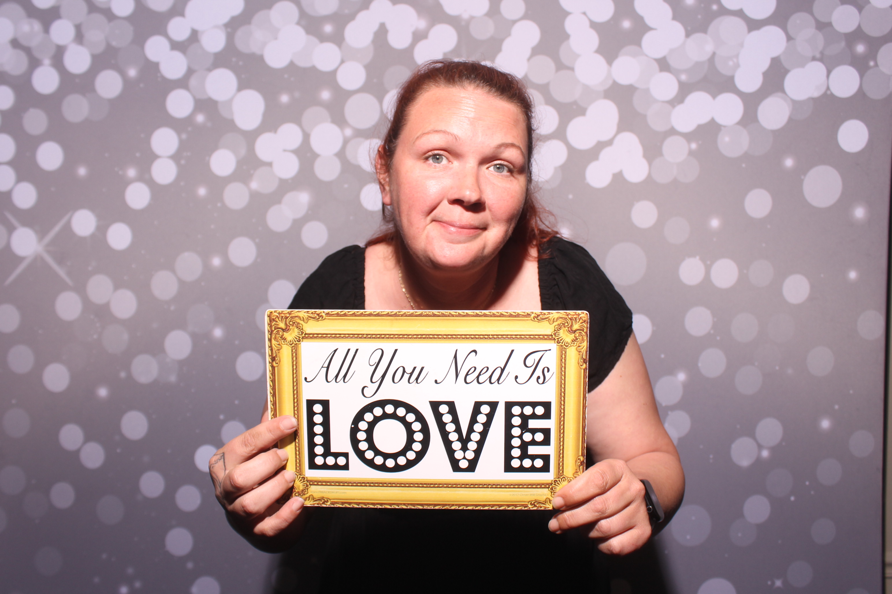 Chelsey & AJ Reception!! | View more photos from the event at gallery.photoboothcincy.com/u/PhotoBoothCincy/Chelsey-AJ-Reception