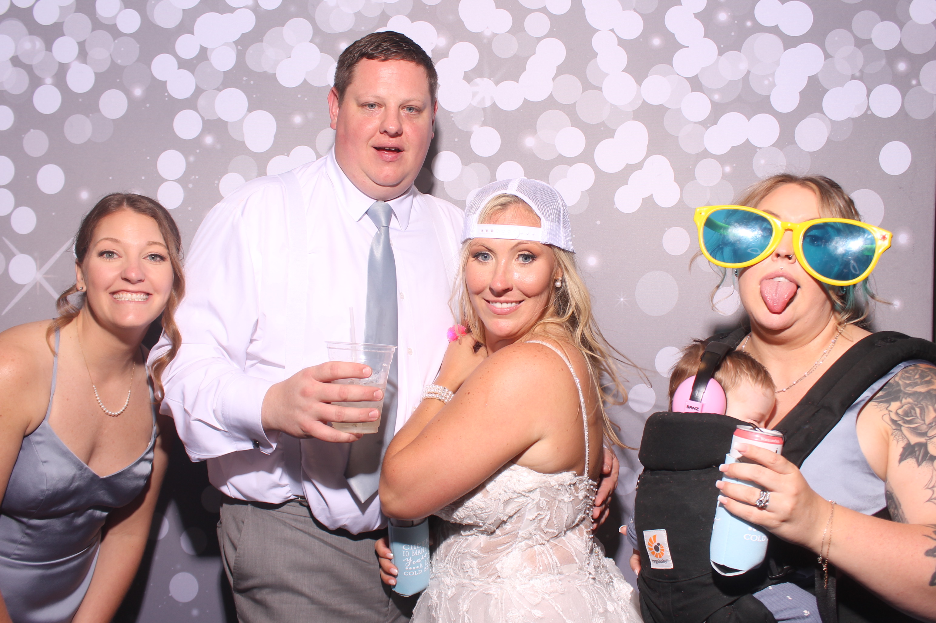 Chelsey & AJ Reception!! | View more photos from the event at gallery.photoboothcincy.com/u/PhotoBoothCincy/Chelsey-AJ-Reception