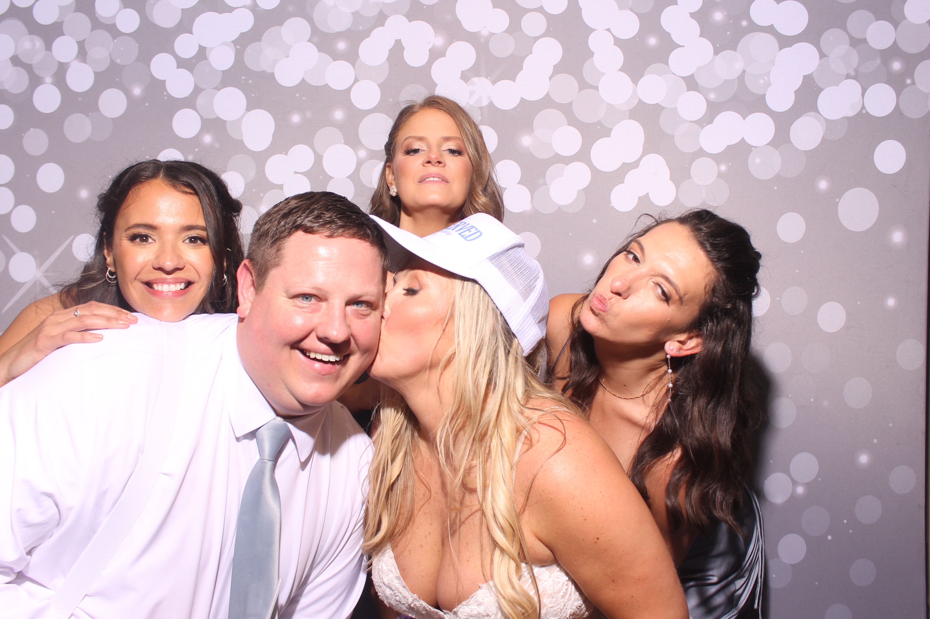 Chelsey & AJ Reception!! | View more photos from the event at gallery.photoboothcincy.com/u/PhotoBoothCincy/Chelsey-AJ-Reception
