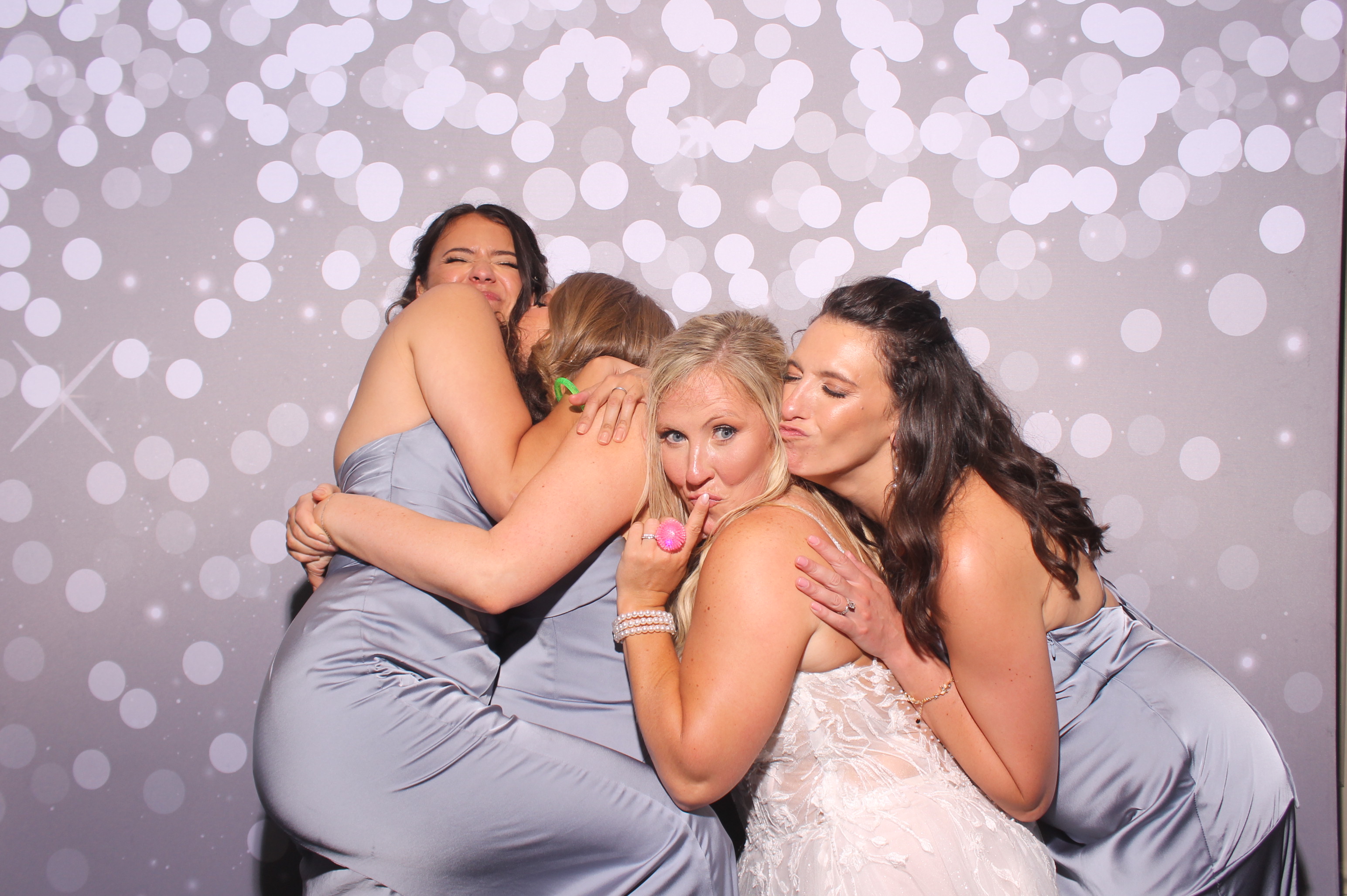 Chelsey & AJ Reception!! | View more photos from the event at gallery.photoboothcincy.com/u/PhotoBoothCincy/Chelsey-AJ-Reception