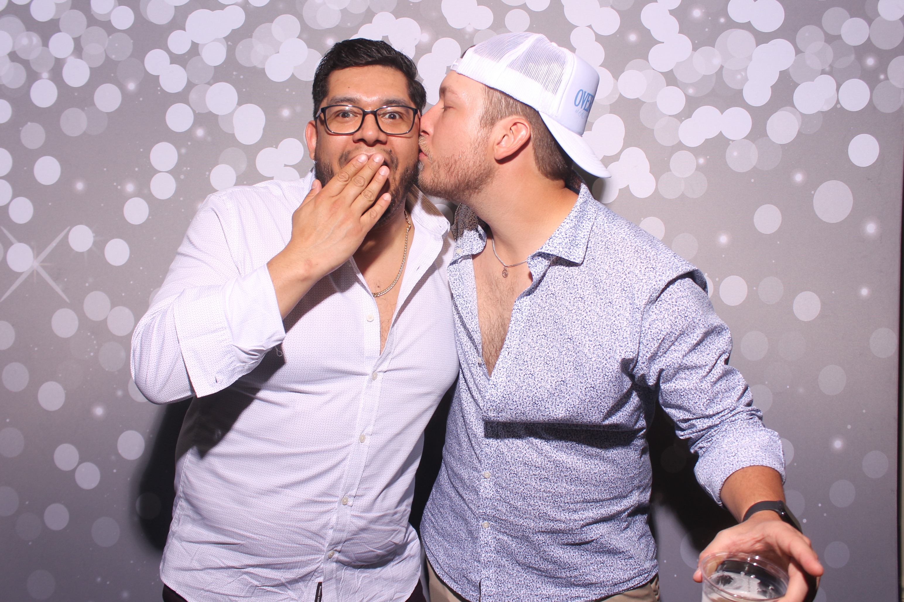Chelsey & AJ Reception!! | View more photos from the event at gallery.photoboothcincy.com/u/PhotoBoothCincy/Chelsey-AJ-Reception