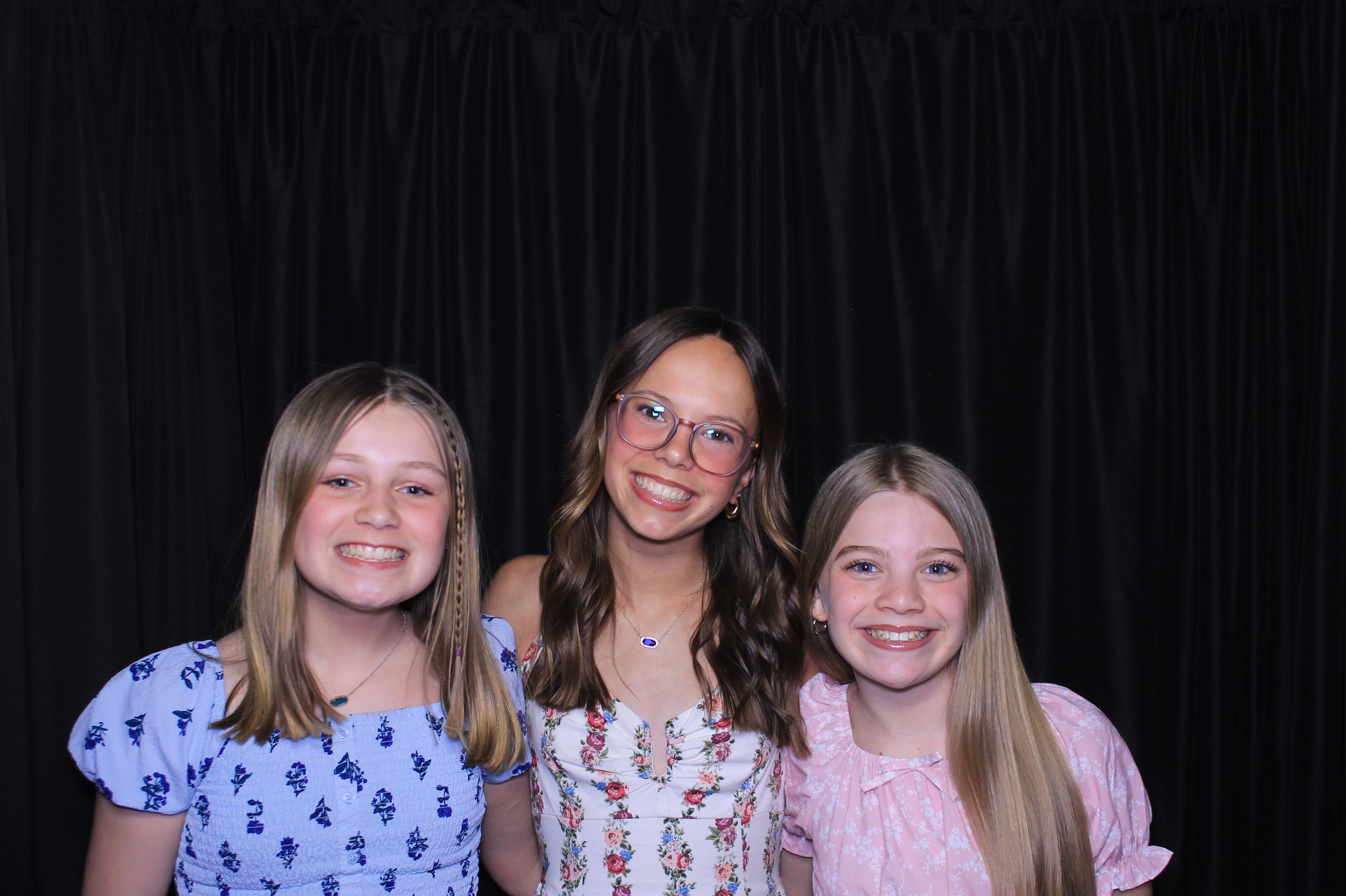 Chess Christian Middle School Western Dance | View more photos from the event at gallery.photoboothcincy.com/u/PhotoBoothCincy/Chess-Christian-Middle-School-Western-Dance