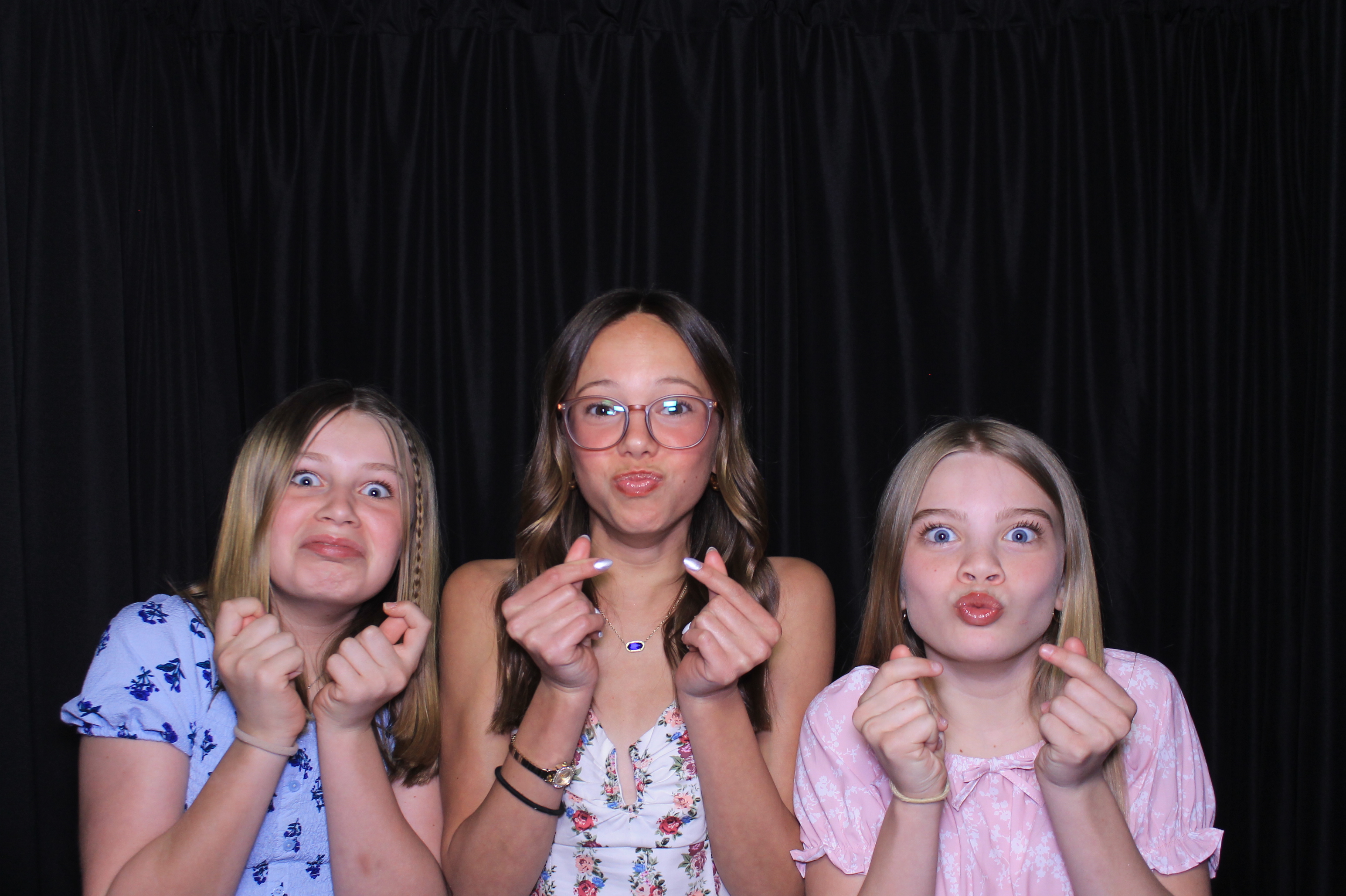 Chess Christian Middle School Western Dance | View more photos from the event at gallery.photoboothcincy.com/u/PhotoBoothCincy/Chess-Christian-Middle-School-Western-Dance