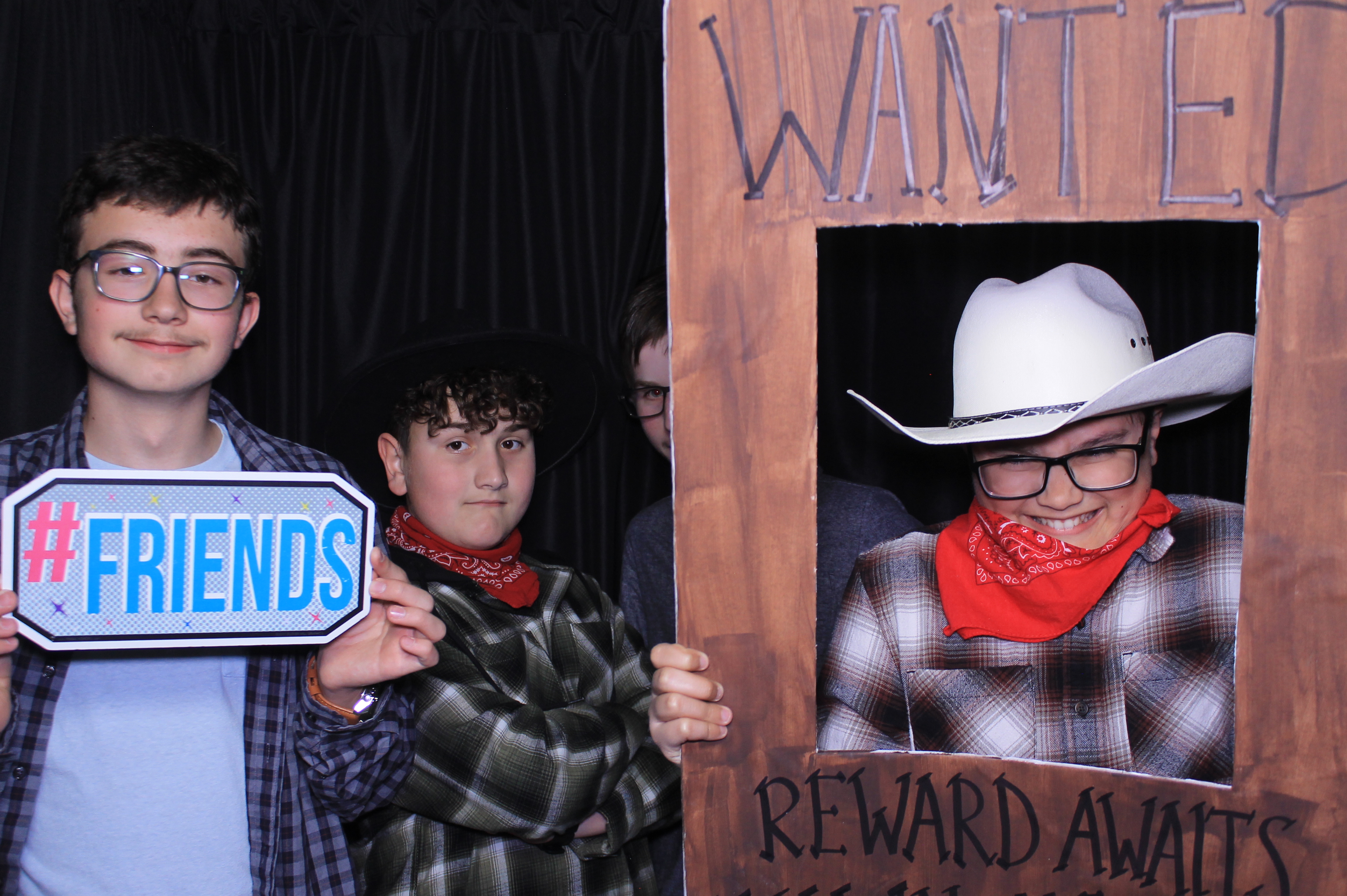 Chess Christian Middle School Western Dance | View more photos from the event at gallery.photoboothcincy.com/u/PhotoBoothCincy/Chess-Christian-Middle-School-Western-Dance