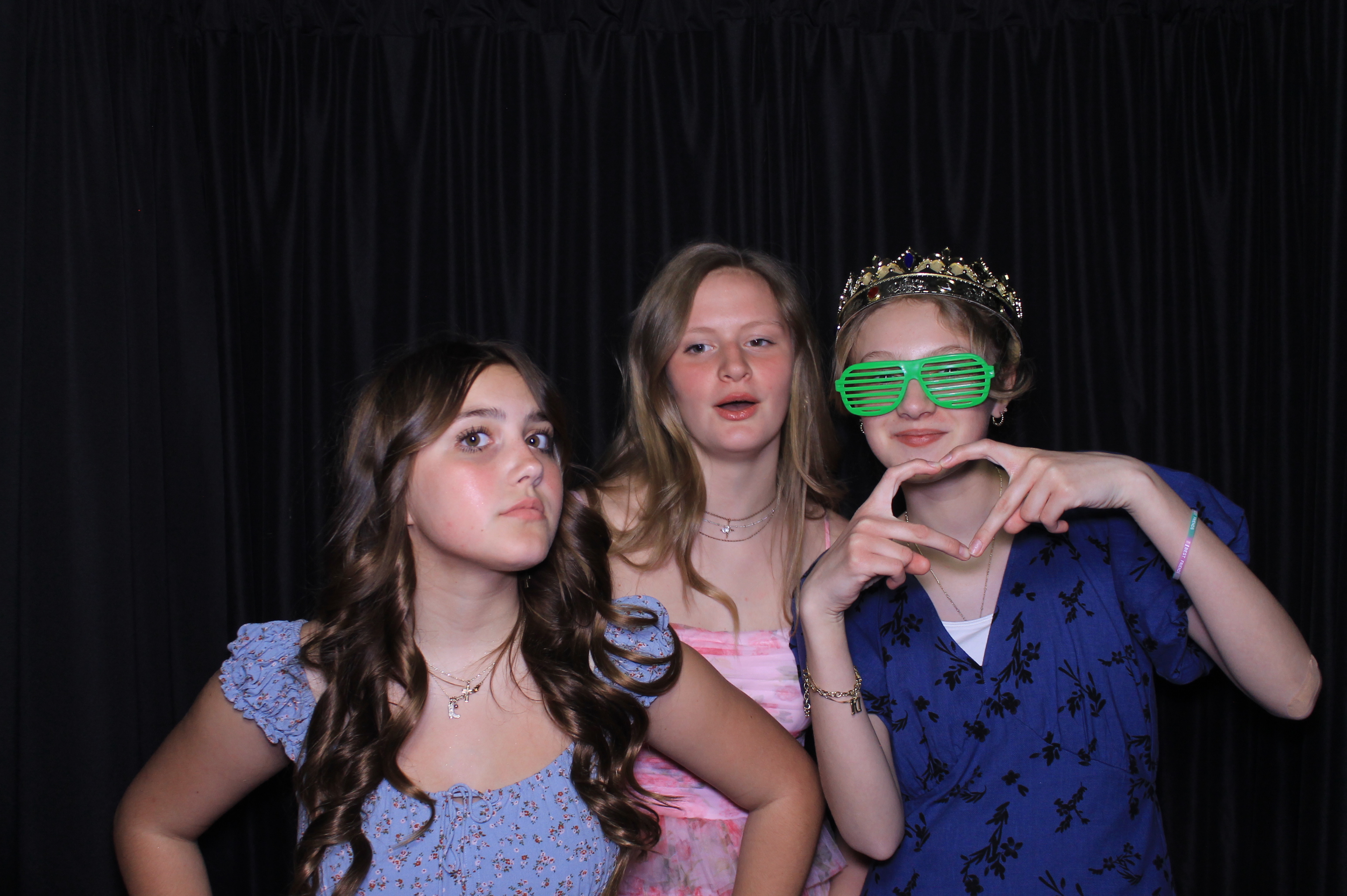 Chess Christian Middle School Western Dance | View more photos from the event at gallery.photoboothcincy.com/u/PhotoBoothCincy/Chess-Christian-Middle-School-Western-Dance