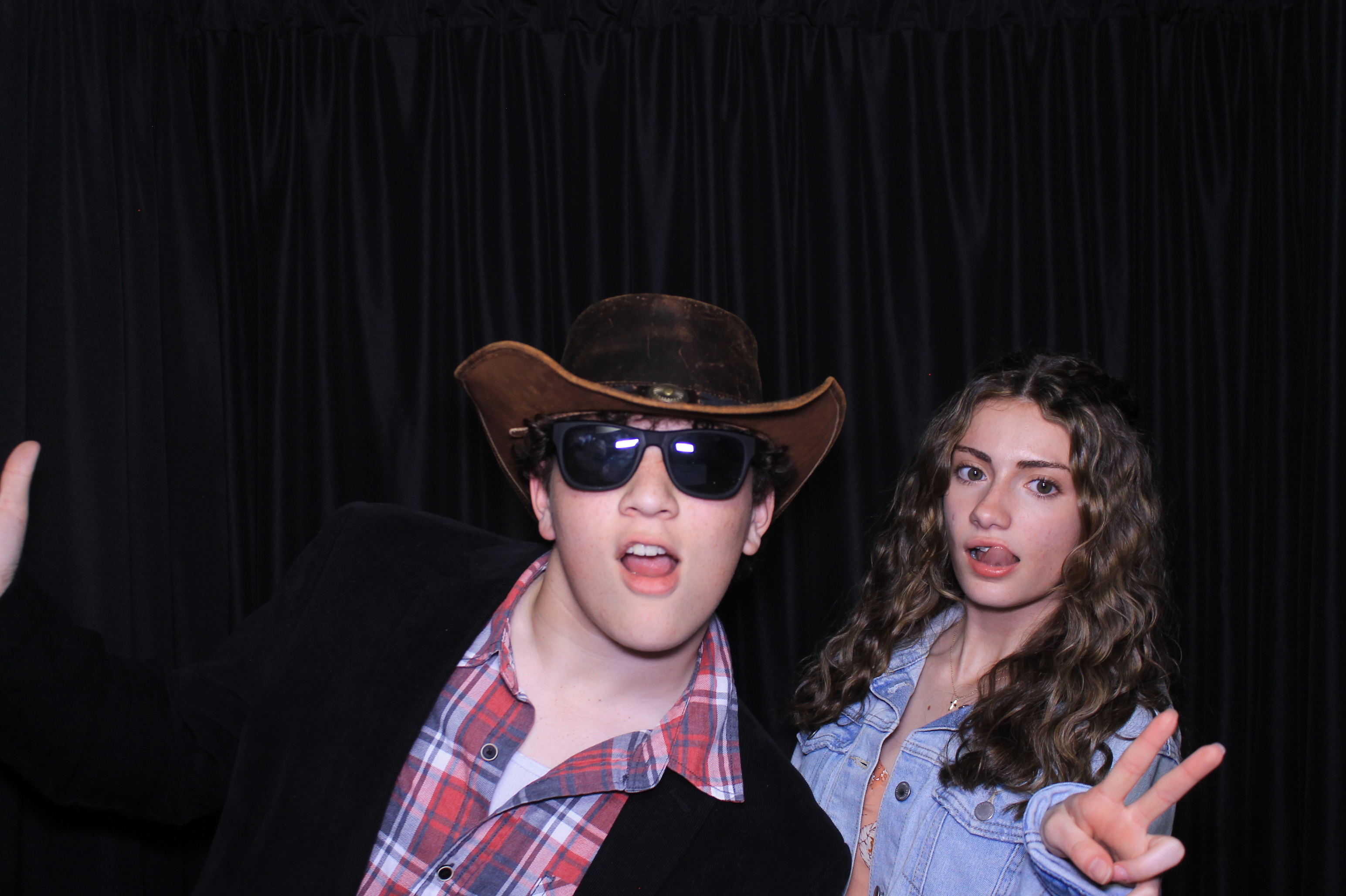 Chess Christian Middle School Western Dance | View more photos from the event at gallery.photoboothcincy.com/u/PhotoBoothCincy/Chess-Christian-Middle-School-Western-Dance