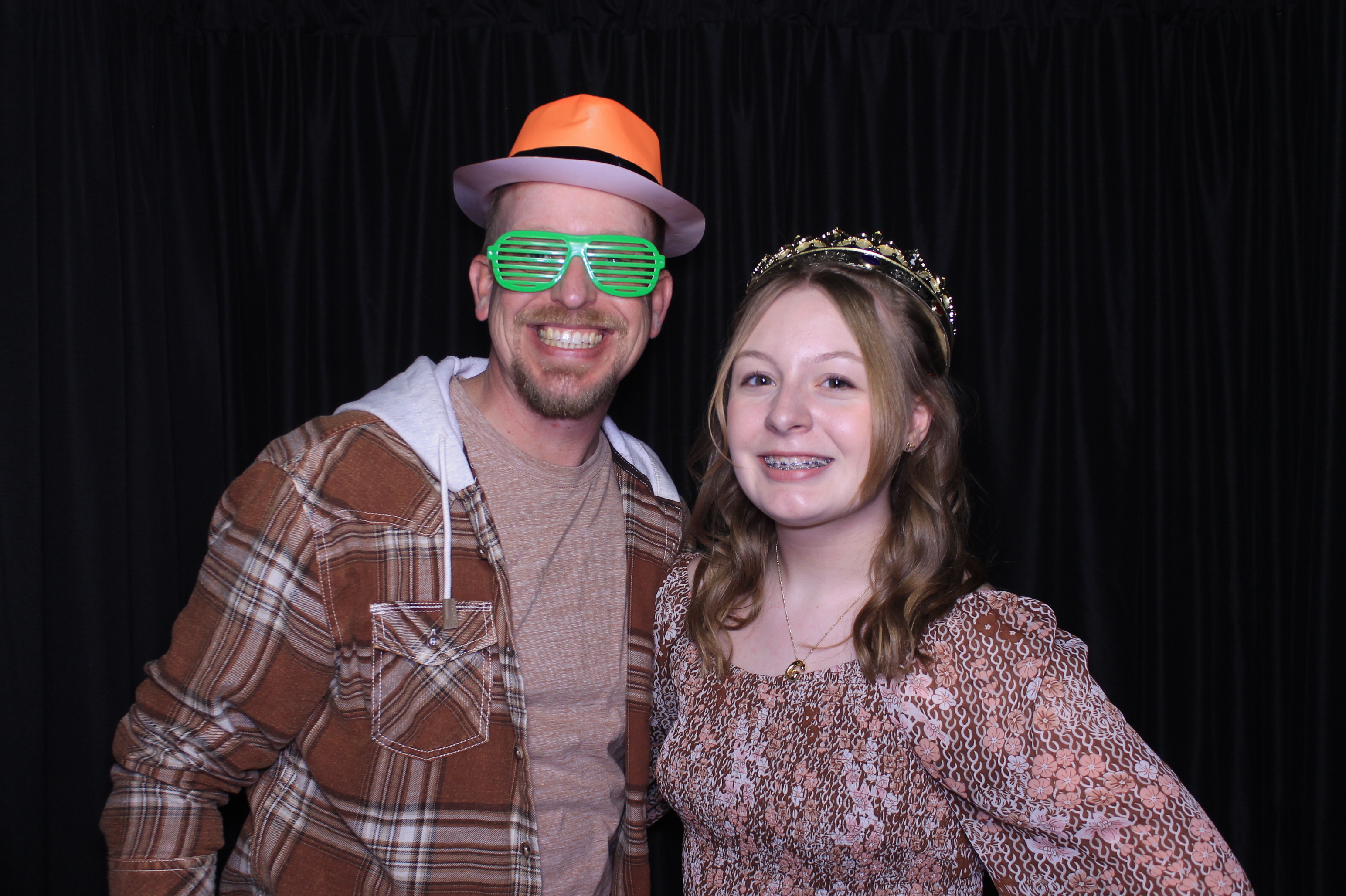 Chess Christian Middle School Western Dance | View more photos from the event at gallery.photoboothcincy.com/u/PhotoBoothCincy/Chess-Christian-Middle-School-Western-Dance