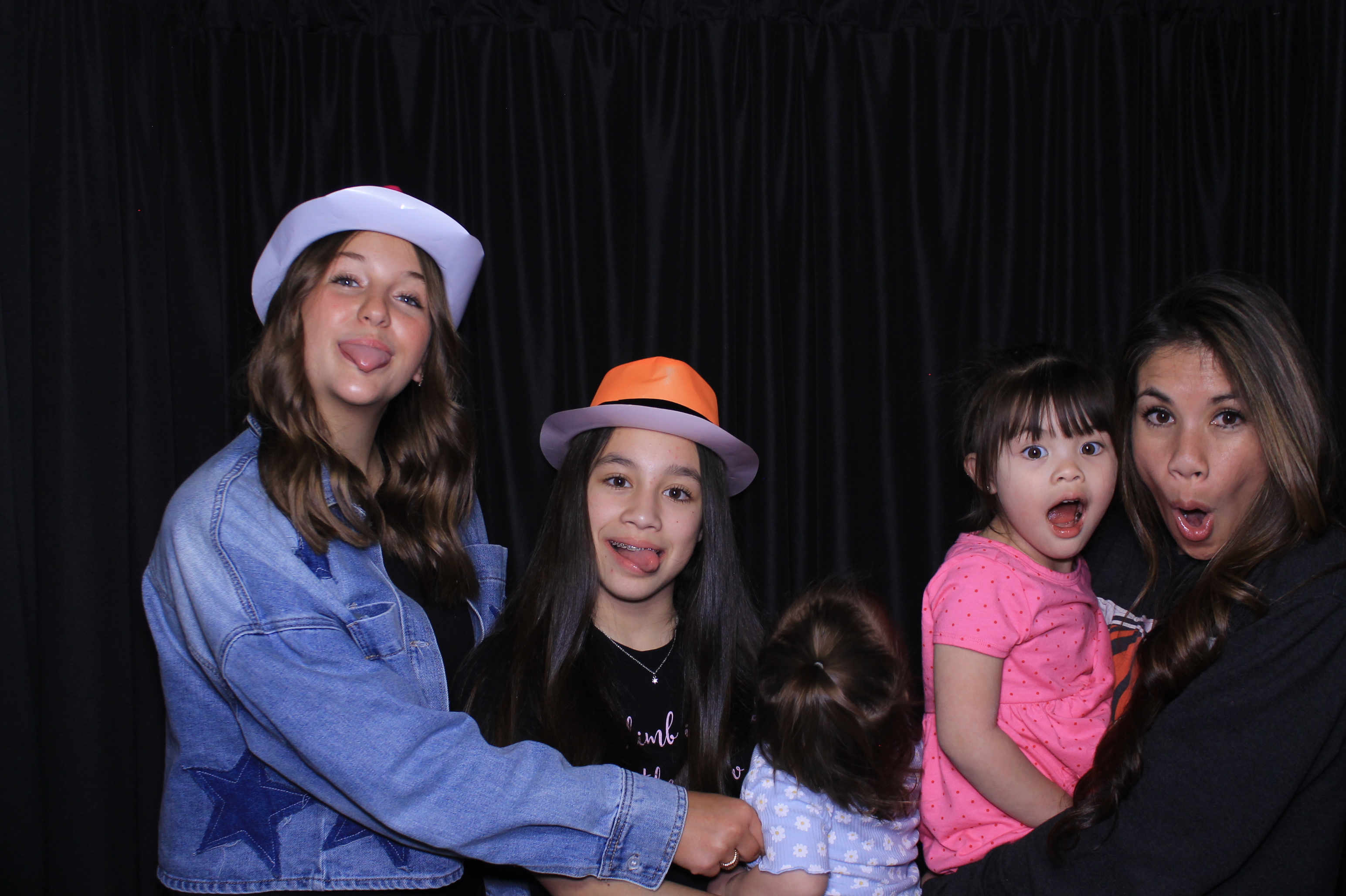 Chess Christian Middle School Western Dance | View more photos from the event at gallery.photoboothcincy.com/u/PhotoBoothCincy/Chess-Christian-Middle-School-Western-Dance