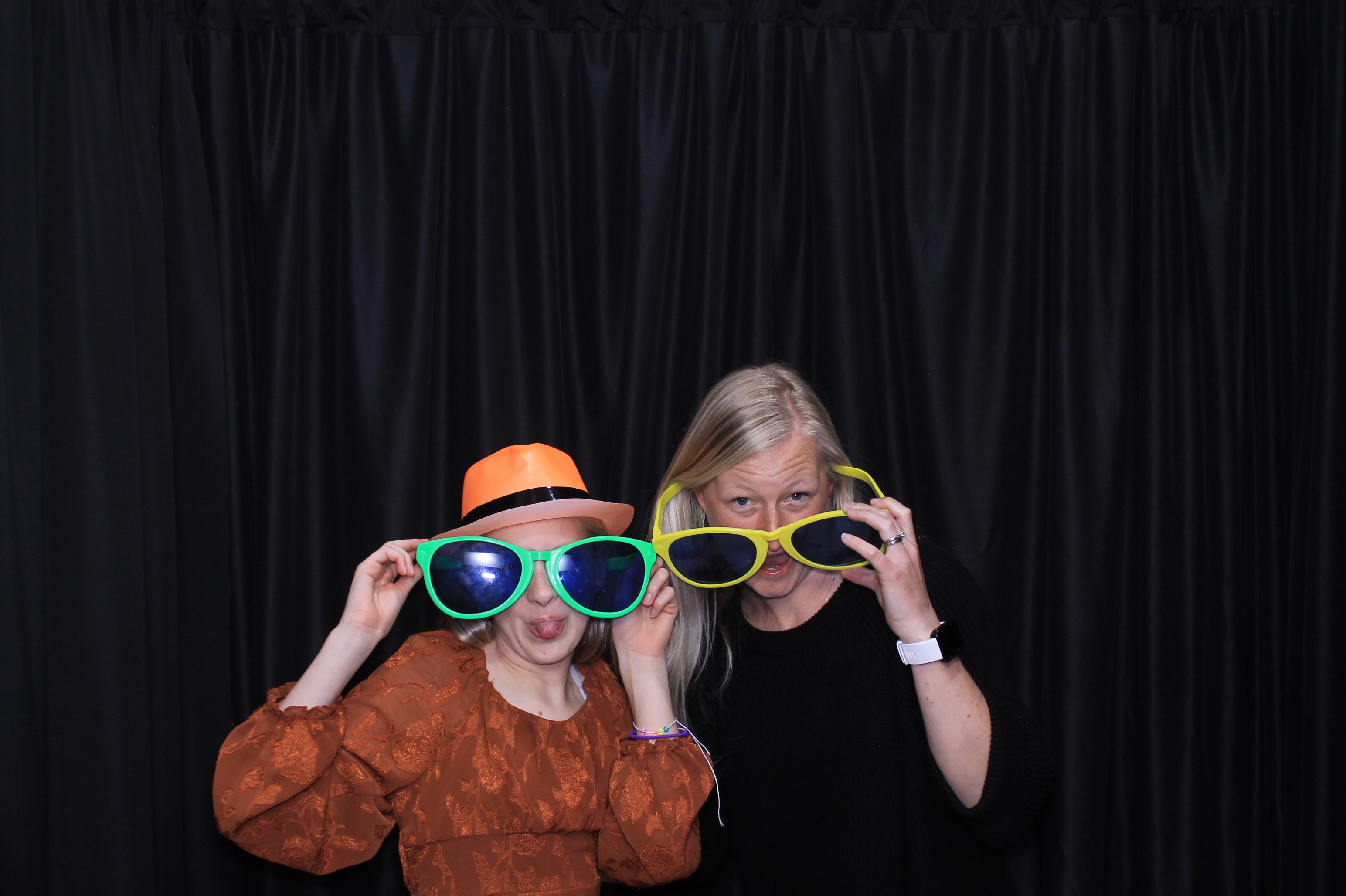 Chess Christian Middle School Western Dance | View more photos from the event at gallery.photoboothcincy.com/u/PhotoBoothCincy/Chess-Christian-Middle-School-Western-Dance