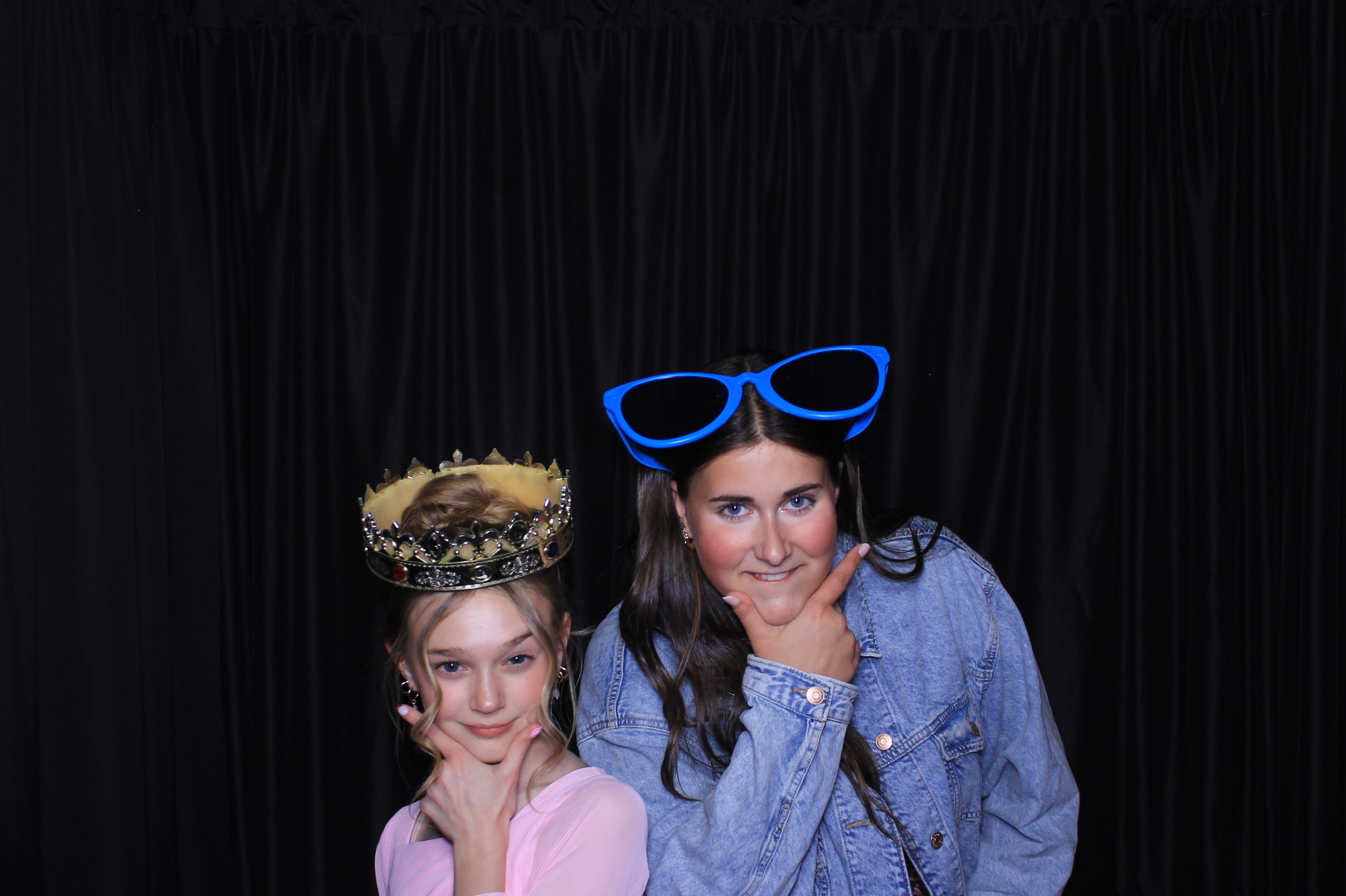 Chess Christian Middle School Western Dance | View more photos from the event at gallery.photoboothcincy.com/u/PhotoBoothCincy/Chess-Christian-Middle-School-Western-Dance