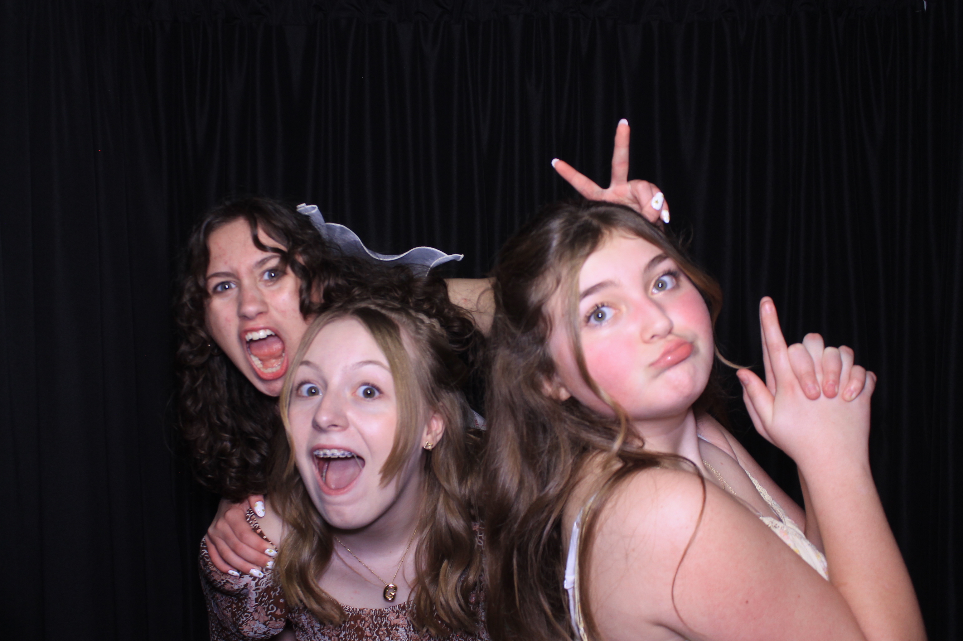 Chess Christian Middle School Western Dance | View more photos from the event at gallery.photoboothcincy.com/u/PhotoBoothCincy/Chess-Christian-Middle-School-Western-Dance