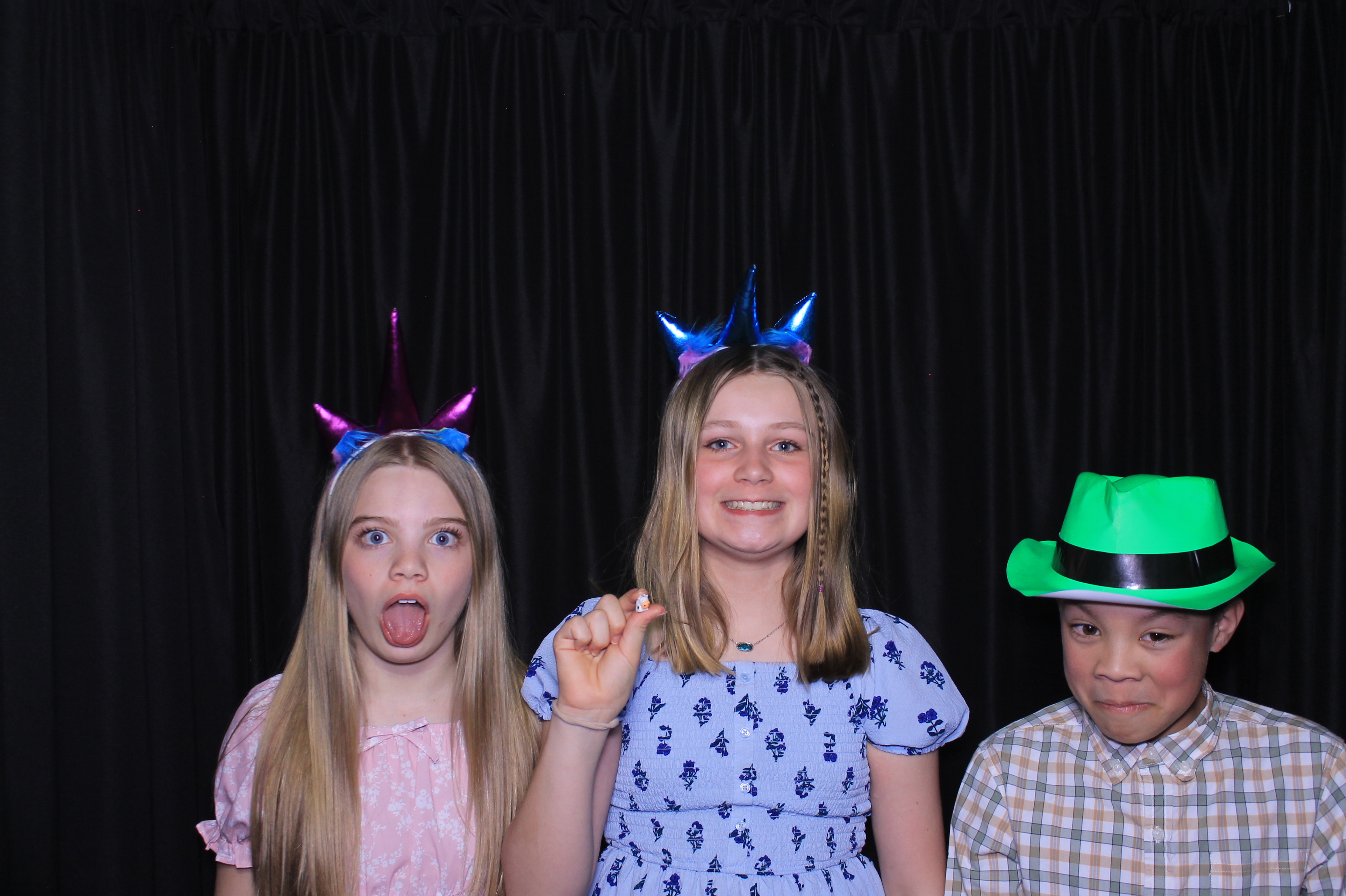 Chess Christian Middle School Western Dance | View more photos from the event at gallery.photoboothcincy.com/u/PhotoBoothCincy/Chess-Christian-Middle-School-Western-Dance