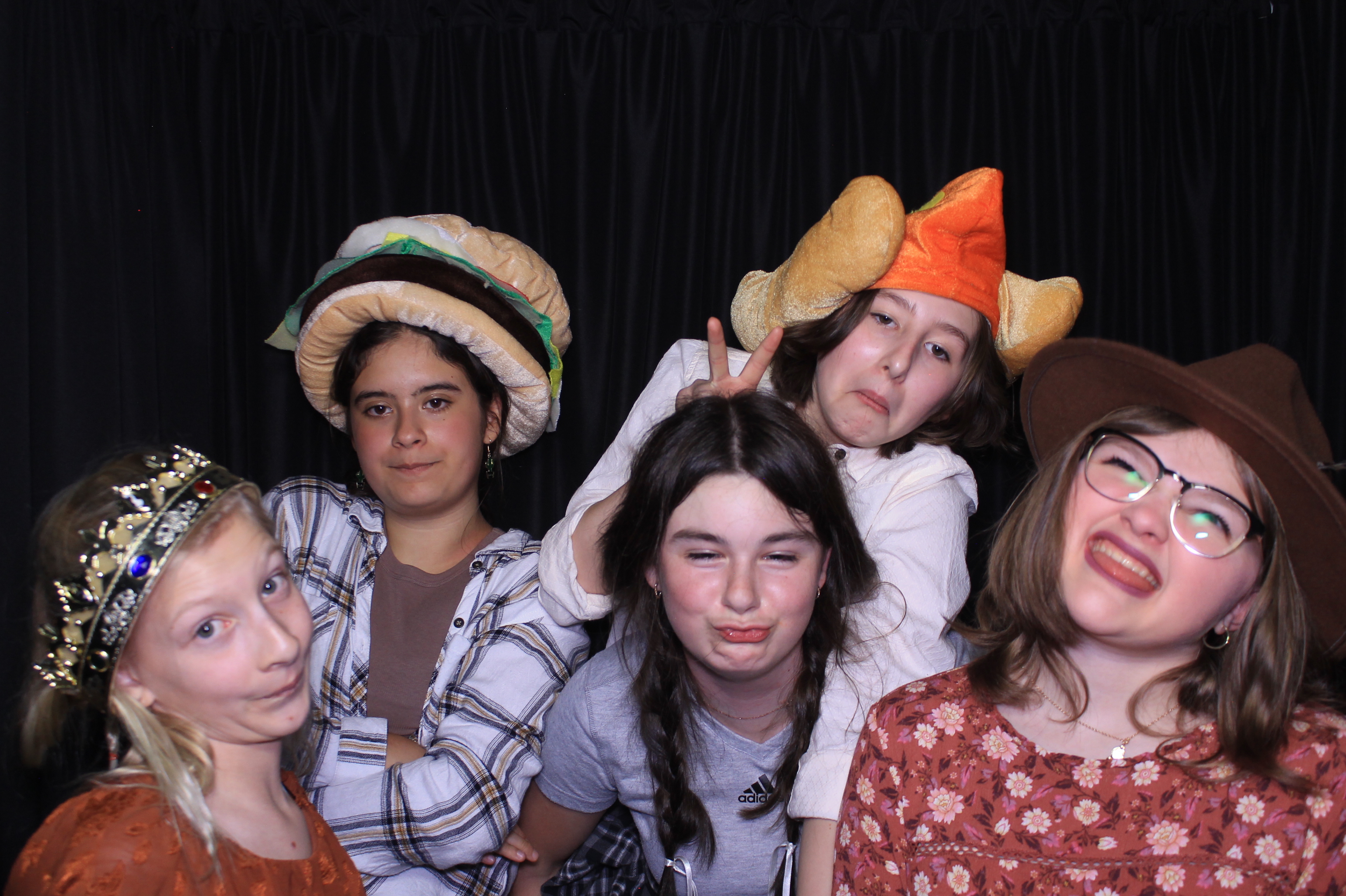 Chess Christian Middle School Western Dance | View more photos from the event at gallery.photoboothcincy.com/u/PhotoBoothCincy/Chess-Christian-Middle-School-Western-Dance