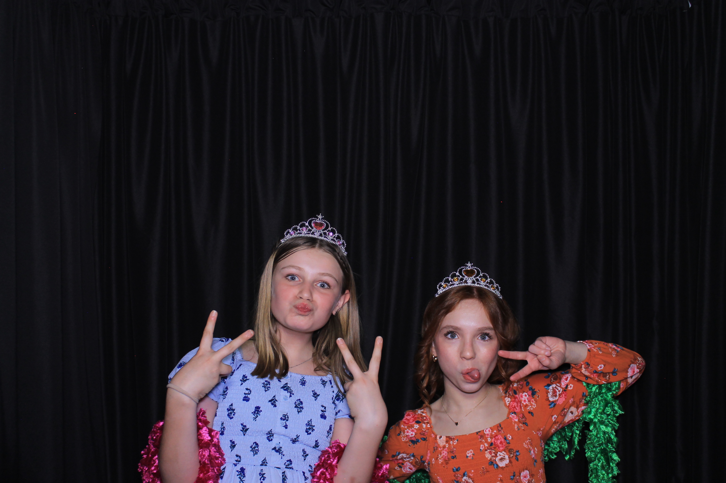 Chess Christian Middle School Western Dance | View more photos from the event at gallery.photoboothcincy.com/u/PhotoBoothCincy/Chess-Christian-Middle-School-Western-Dance