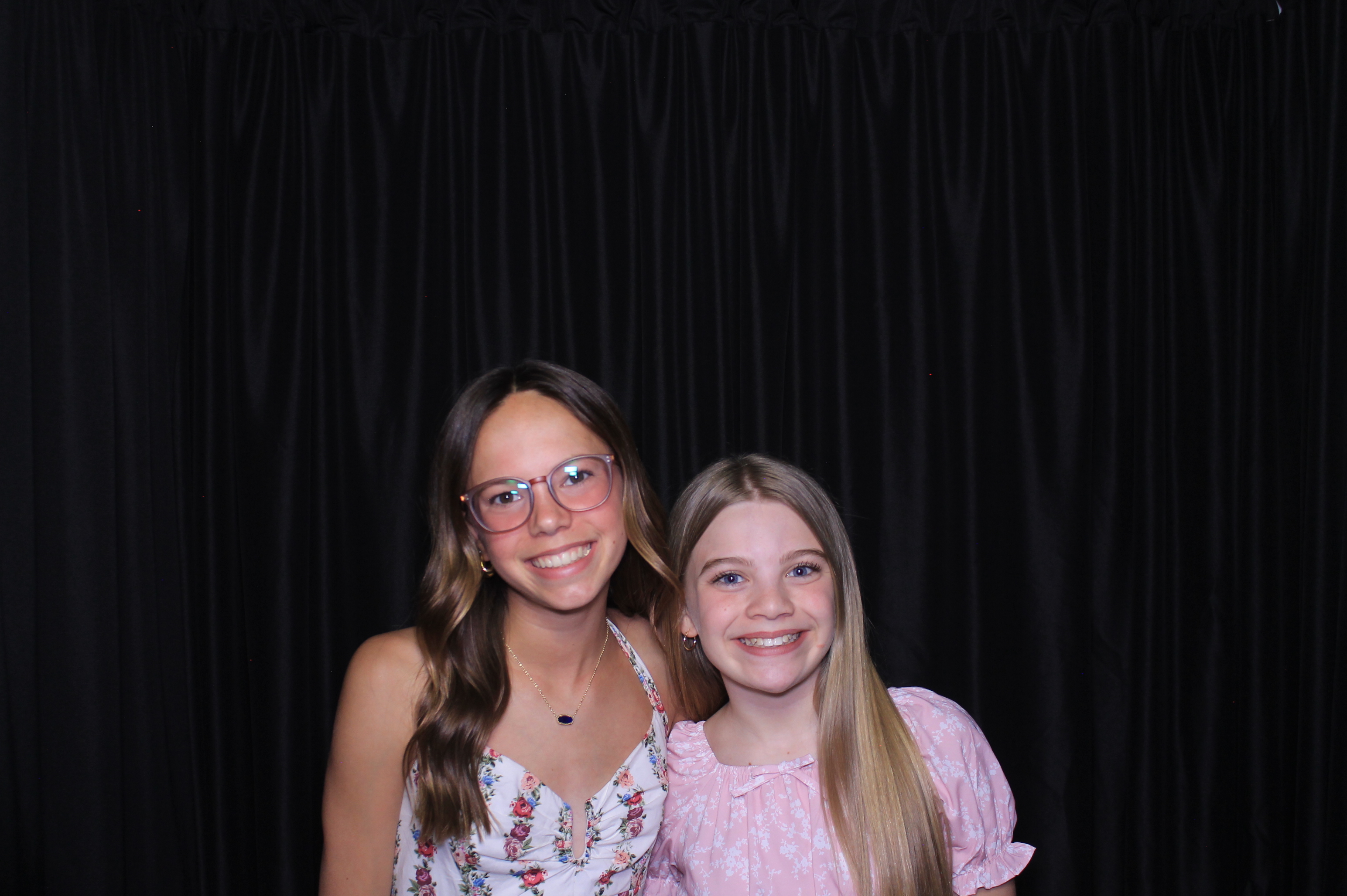 Chess Christian Middle School Western Dance | View more photos from the event at gallery.photoboothcincy.com/u/PhotoBoothCincy/Chess-Christian-Middle-School-Western-Dance