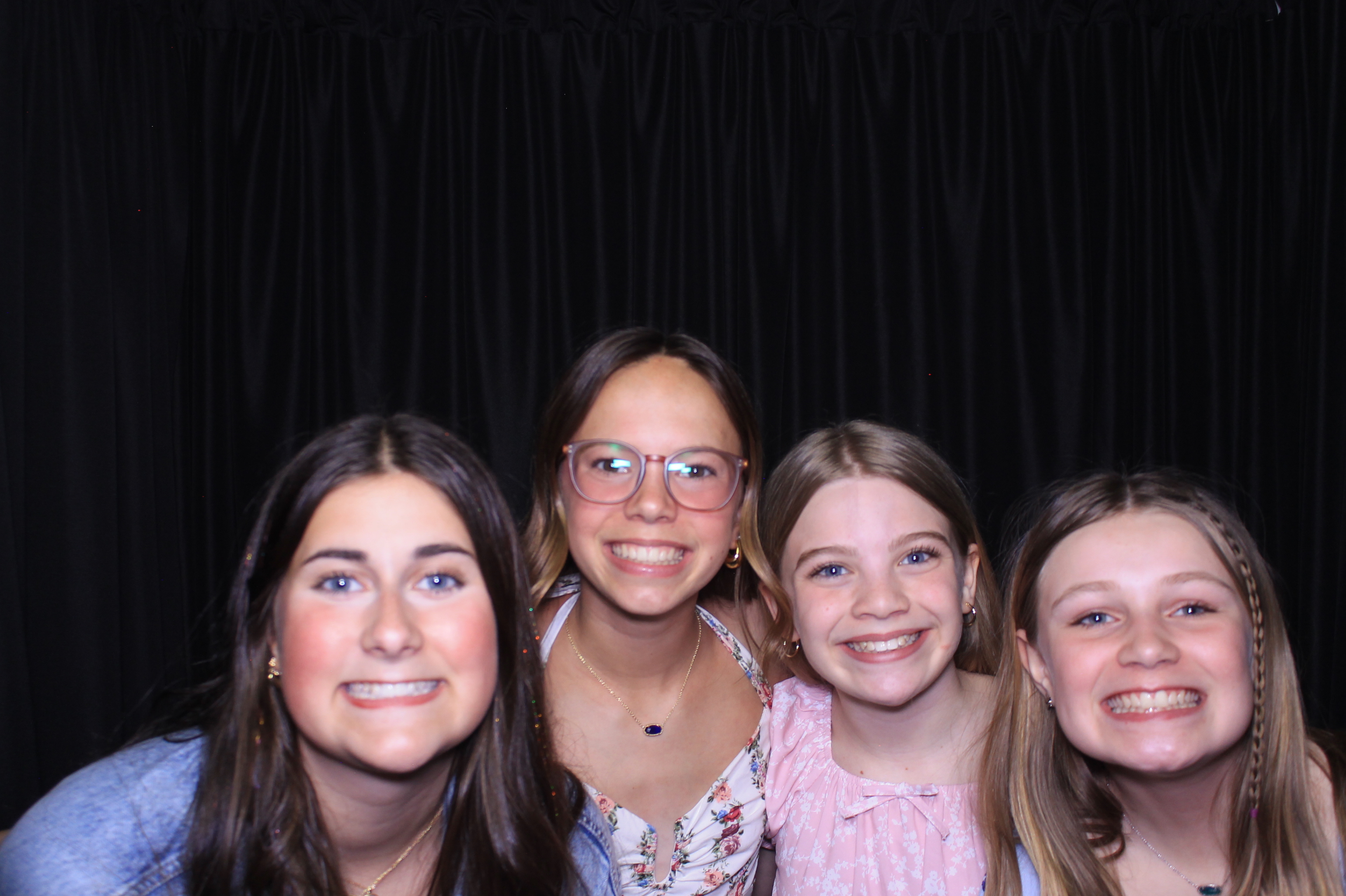 Chess Christian Middle School Western Dance | View more photos from the event at gallery.photoboothcincy.com/u/PhotoBoothCincy/Chess-Christian-Middle-School-Western-Dance